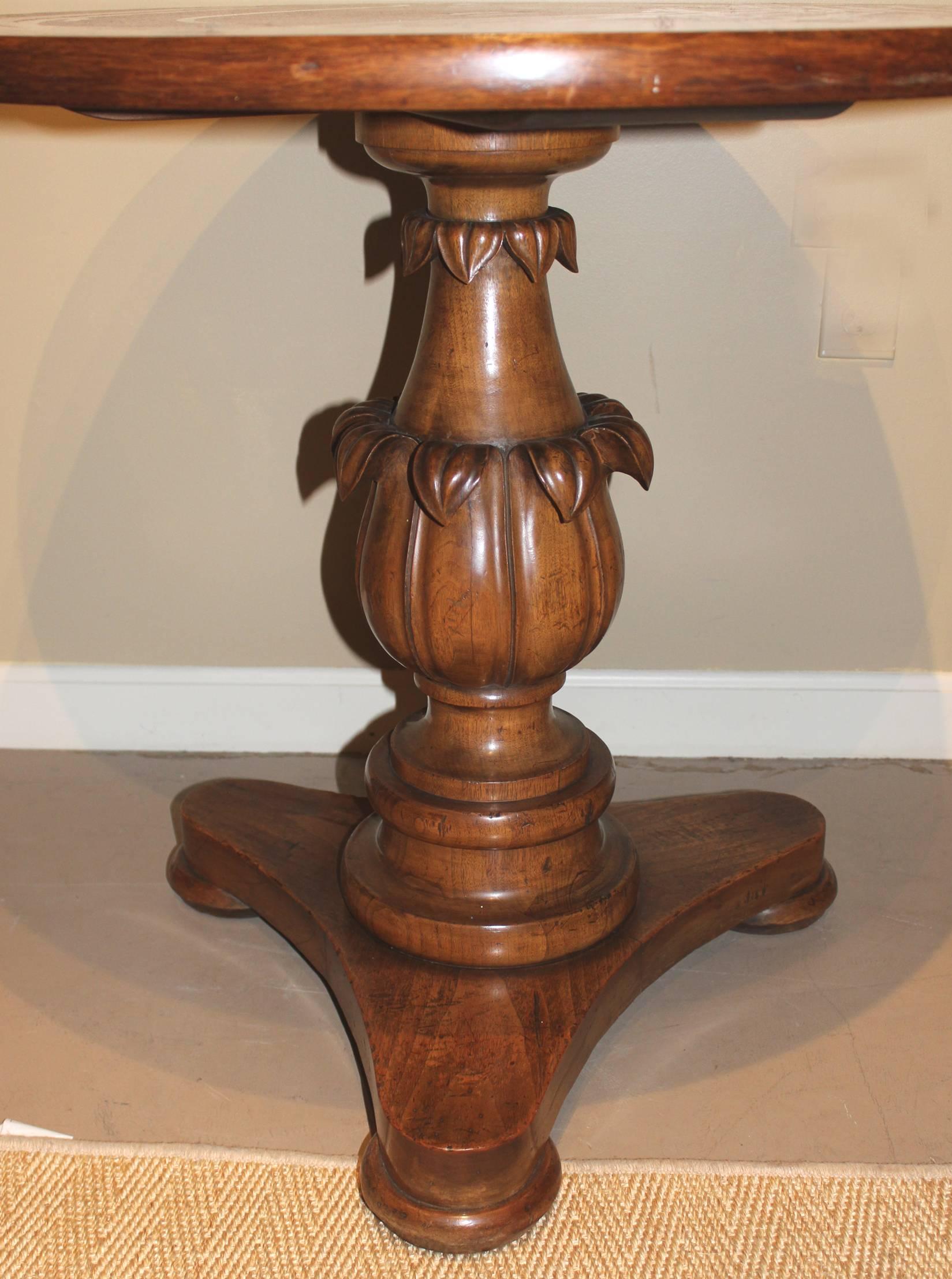 Hand-Carved Pair of Victorian Walnut Carved Round Side Tables