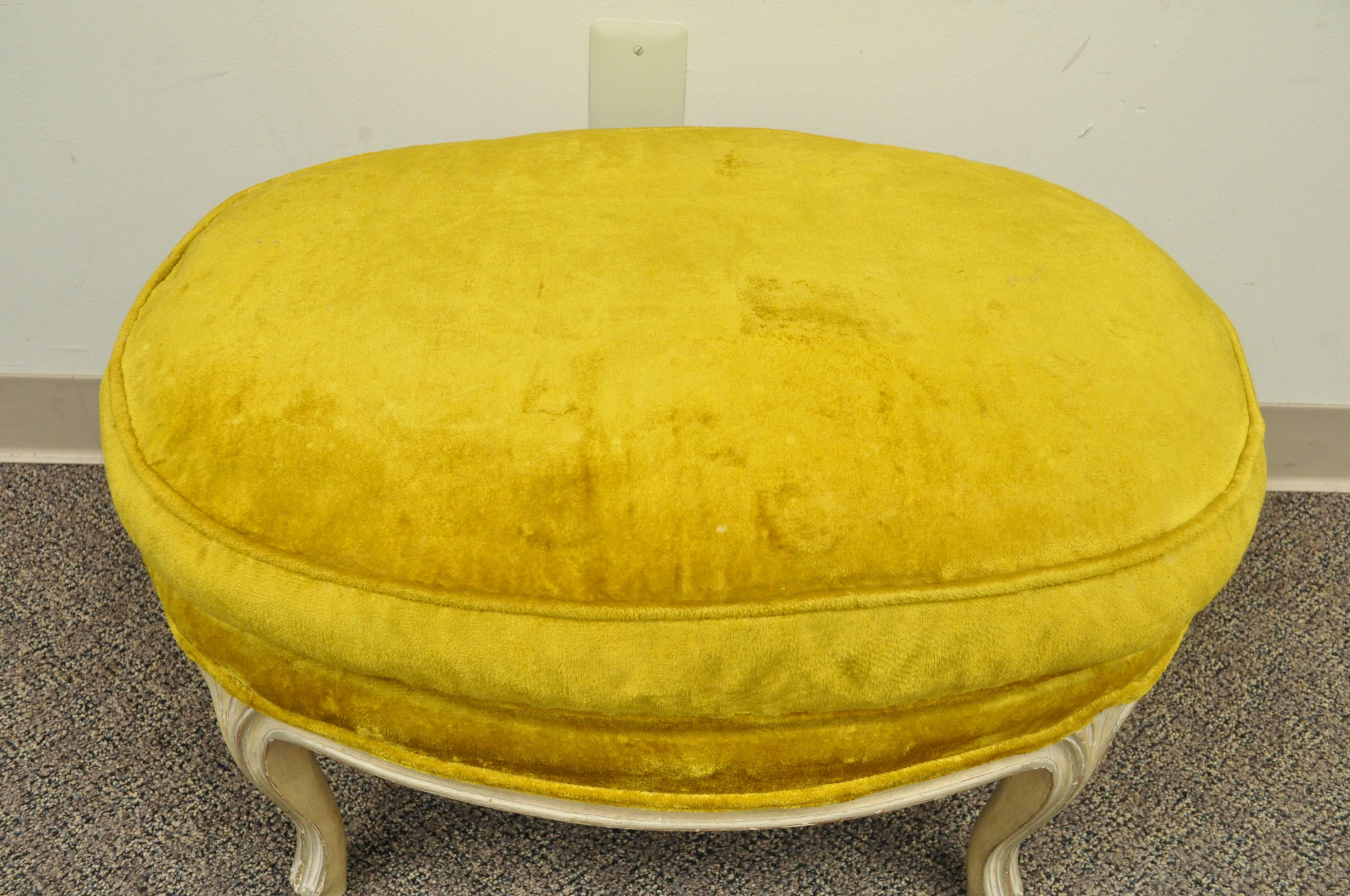Vintage French Louis XV Style Cream Painted Overstuffed Ottoman Oval Footstool In Good Condition In Philadelphia, PA
