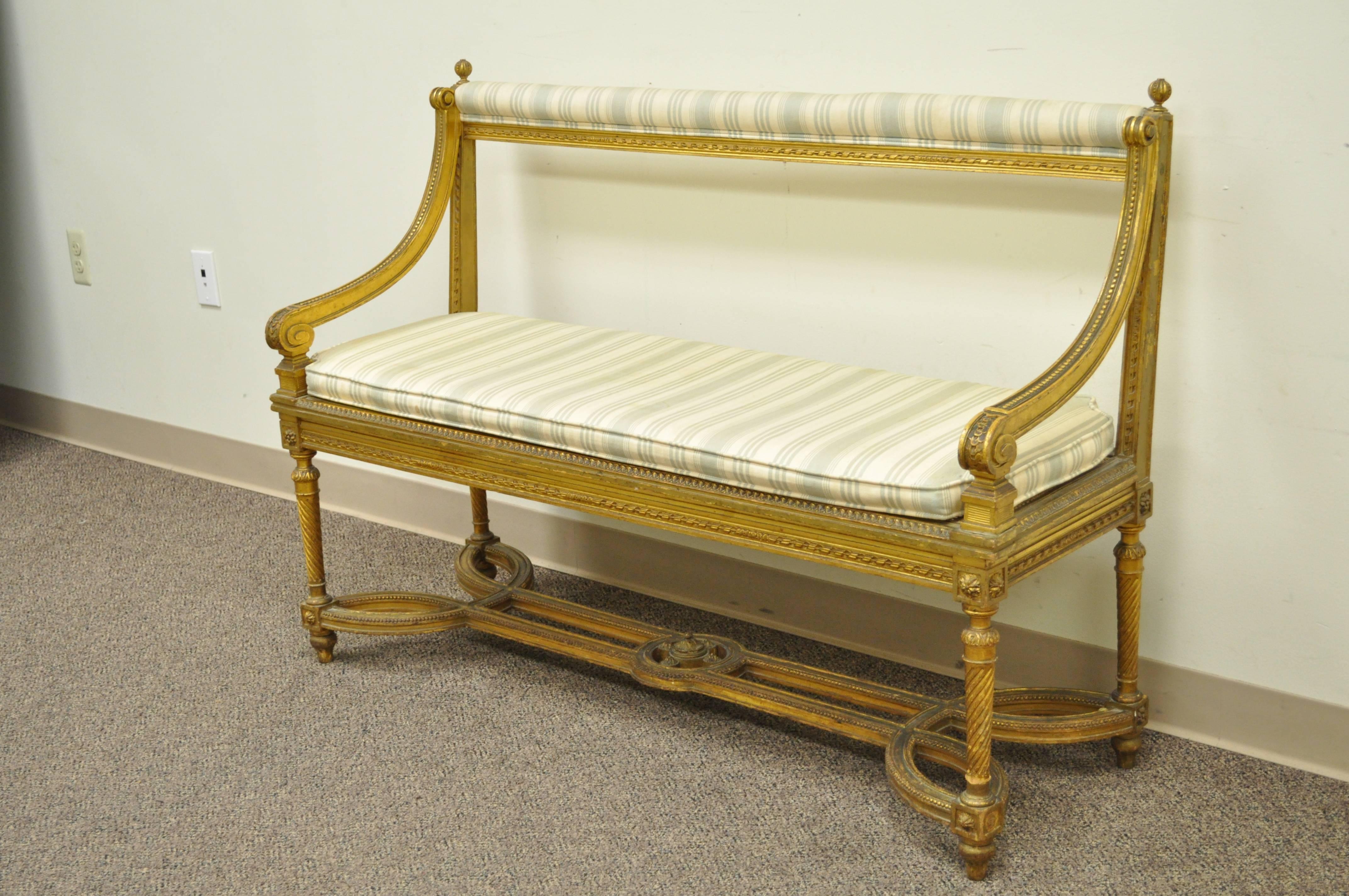 French Louis XVI Style Gold Giltwood Carved Bench or Settee, circa 1900 3