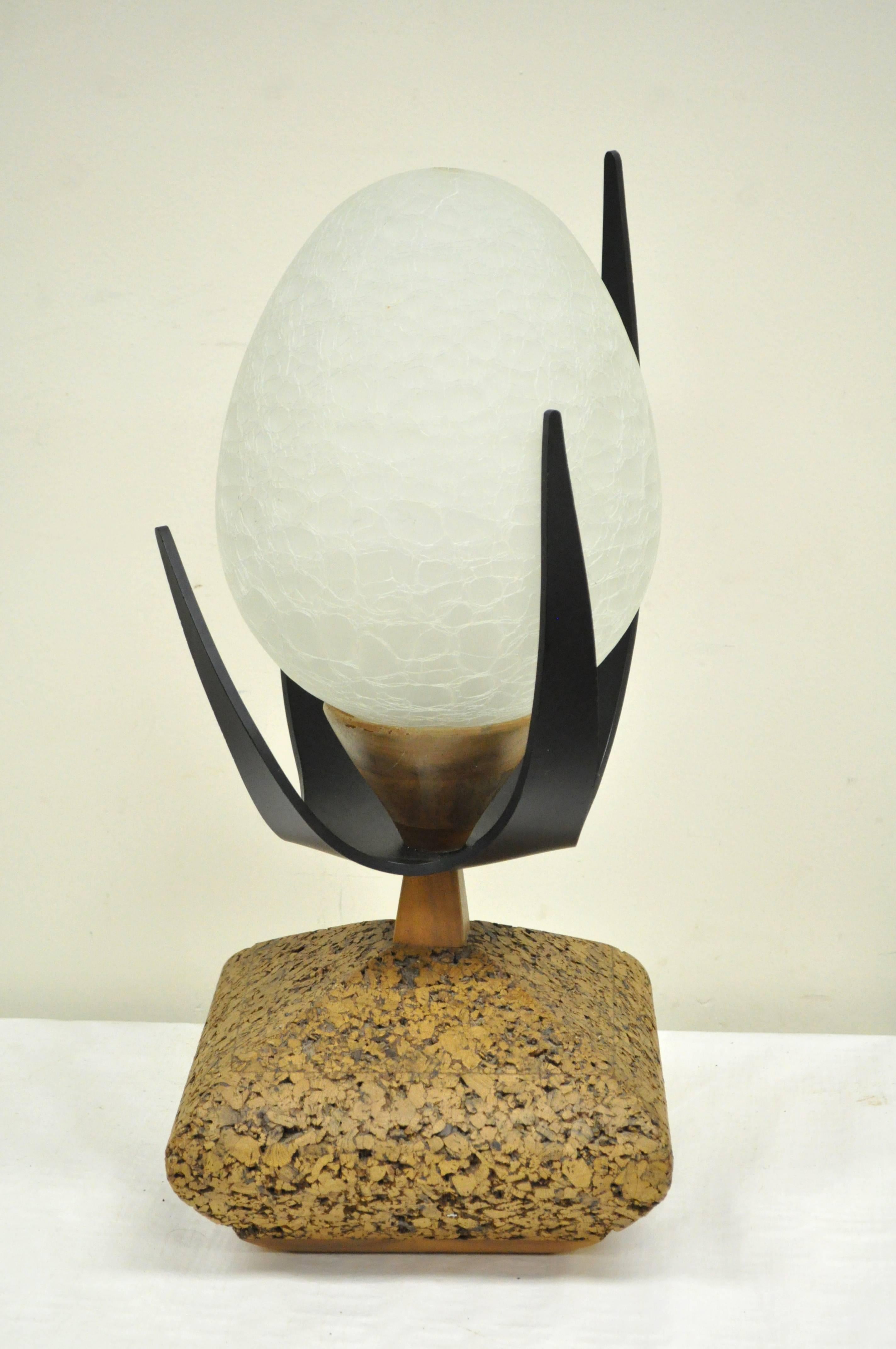 Mid-20th Century Lynard of California Cork Crackled Glass Walnut Atomic Era Modern Egg Table Lamp For Sale