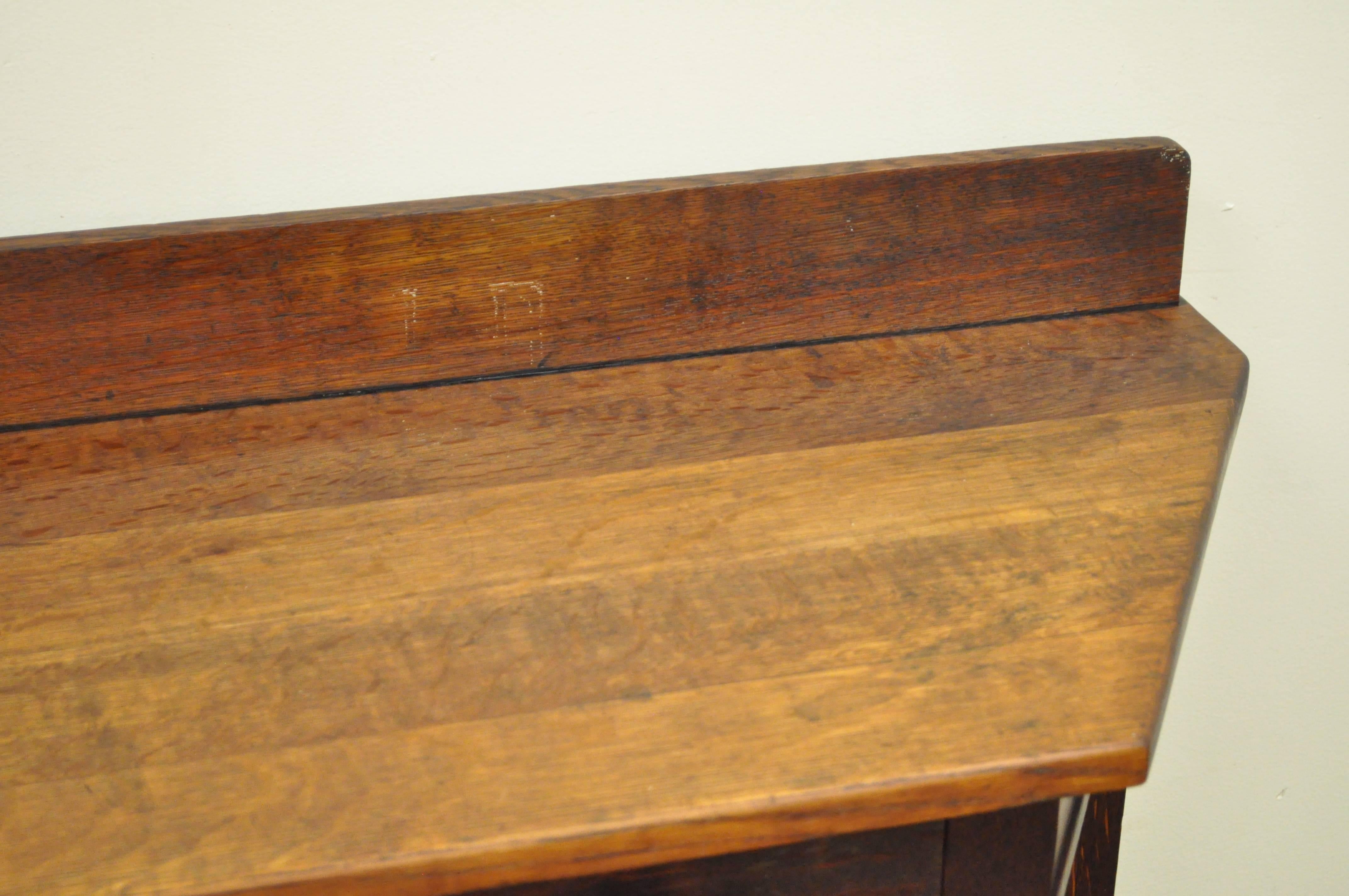 Early 20th Century Rare Limbert One-Drawer Mission Oak Console Table with Backsplash, circa 1910