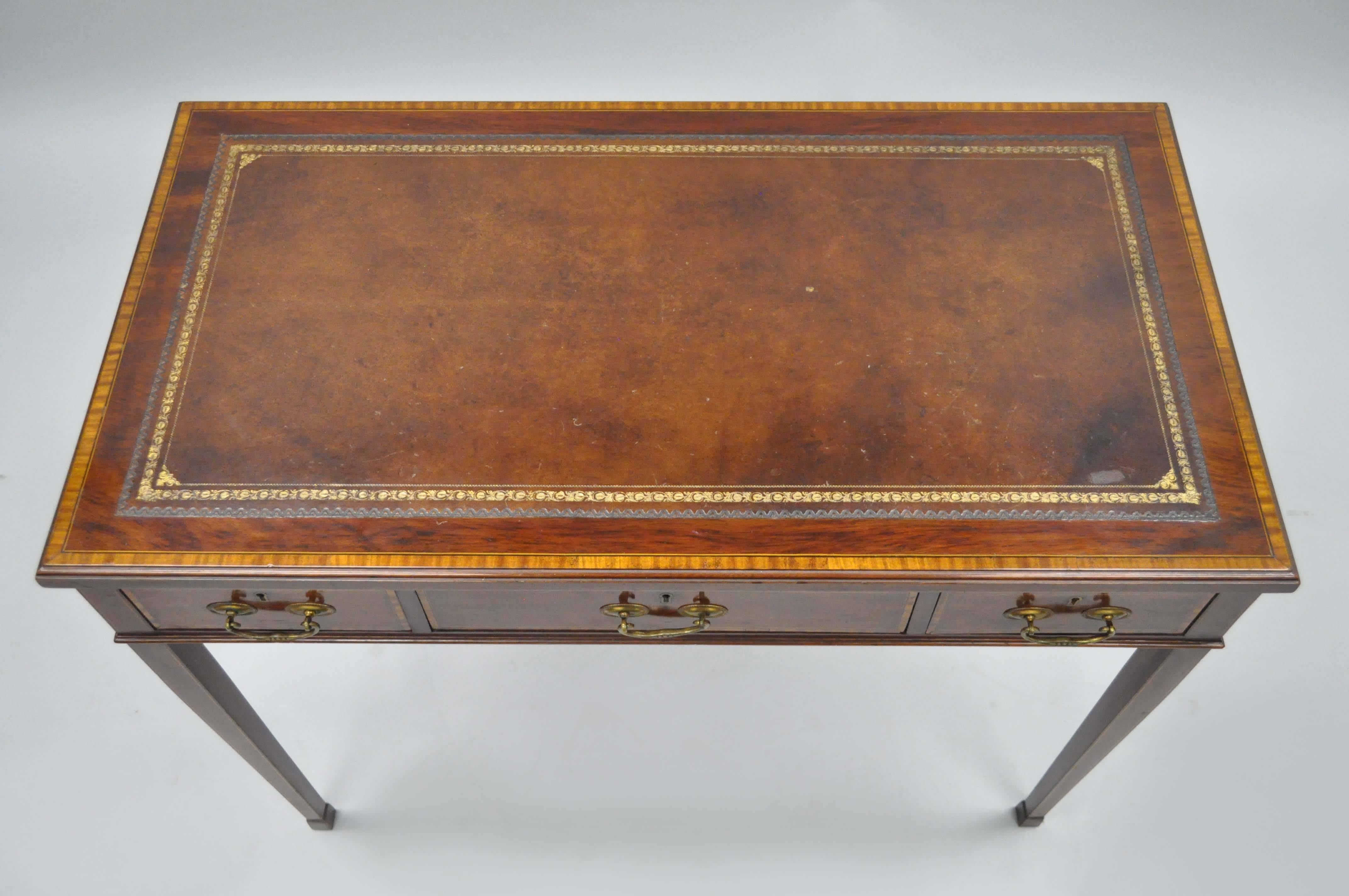 Custom English George III Style Leather Top Petite Writing Desk In Good Condition In Philadelphia, PA