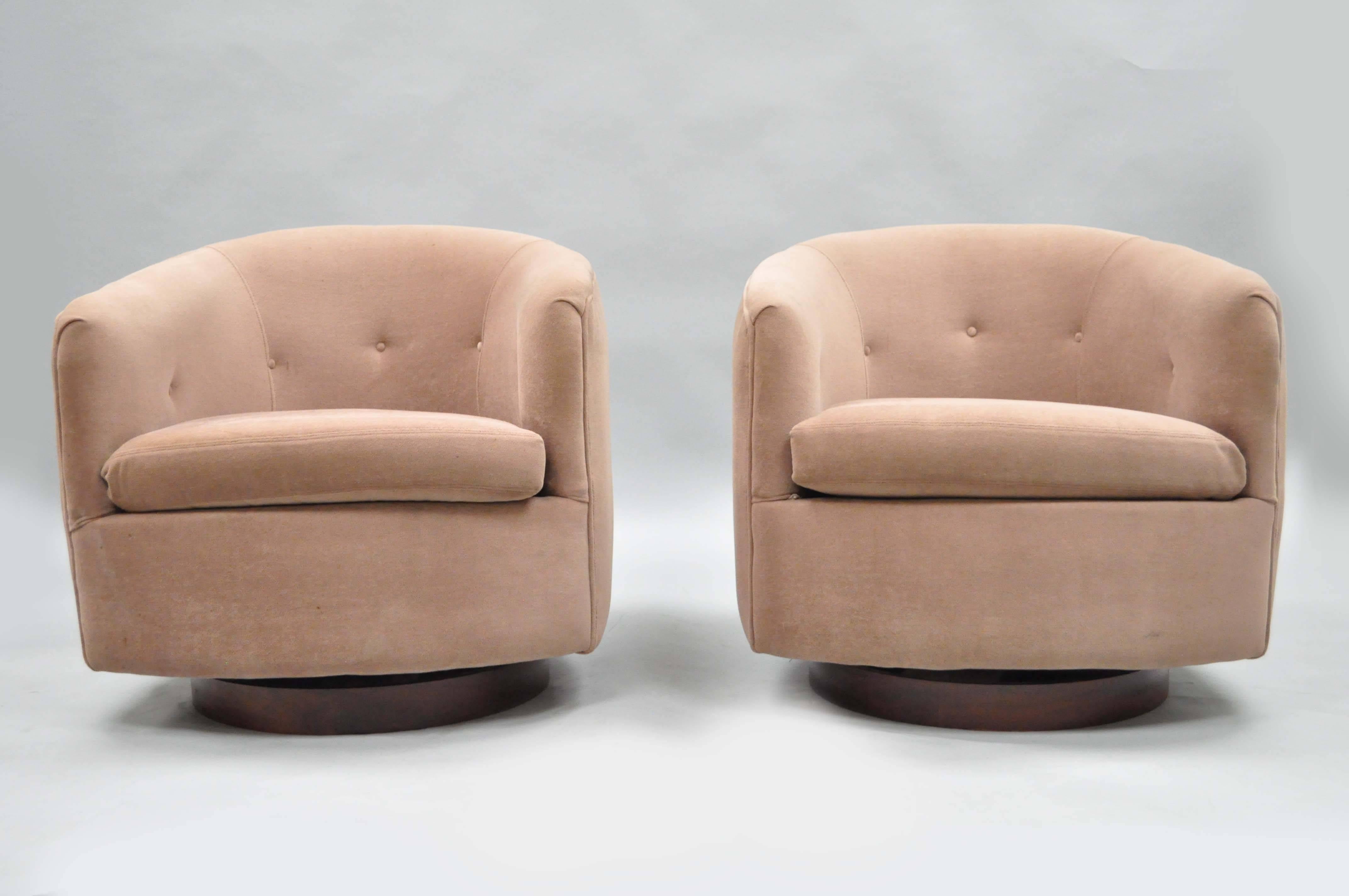 Mid-20th Century Pair of Milo Baughman Thayer Coggin Swivel Walnut Base Barrel Back Club Chairs