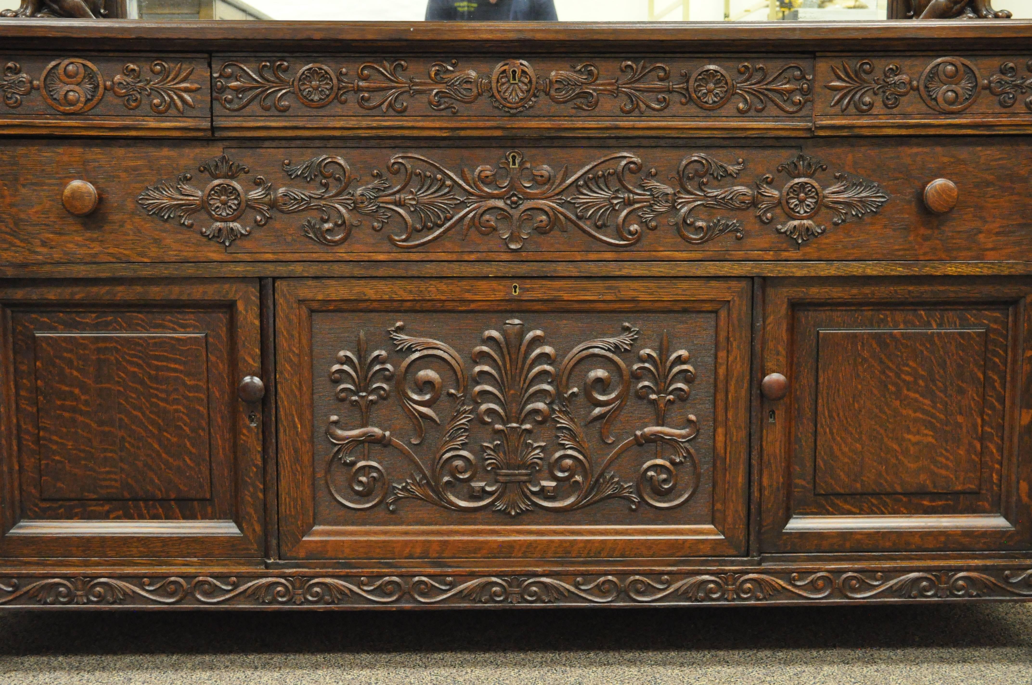 Victorian Oak Buffet Sideboard and Mirror with Lions and Griffins attr. Horner In Good Condition In Philadelphia, PA