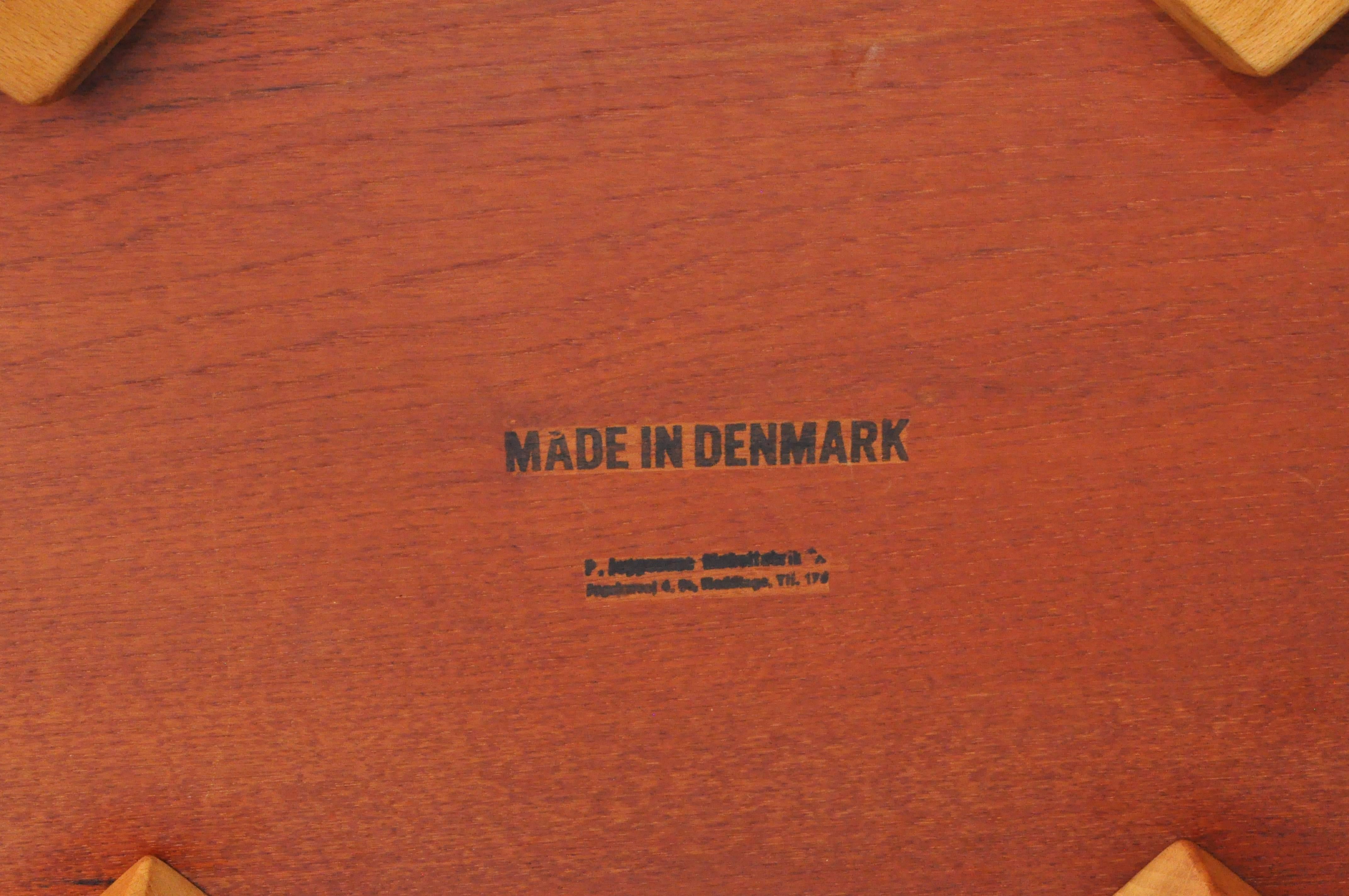 Mid-Century Danish Modern Teak Wood Grete Jalk P. Jeppesens Square Coffee Table 3