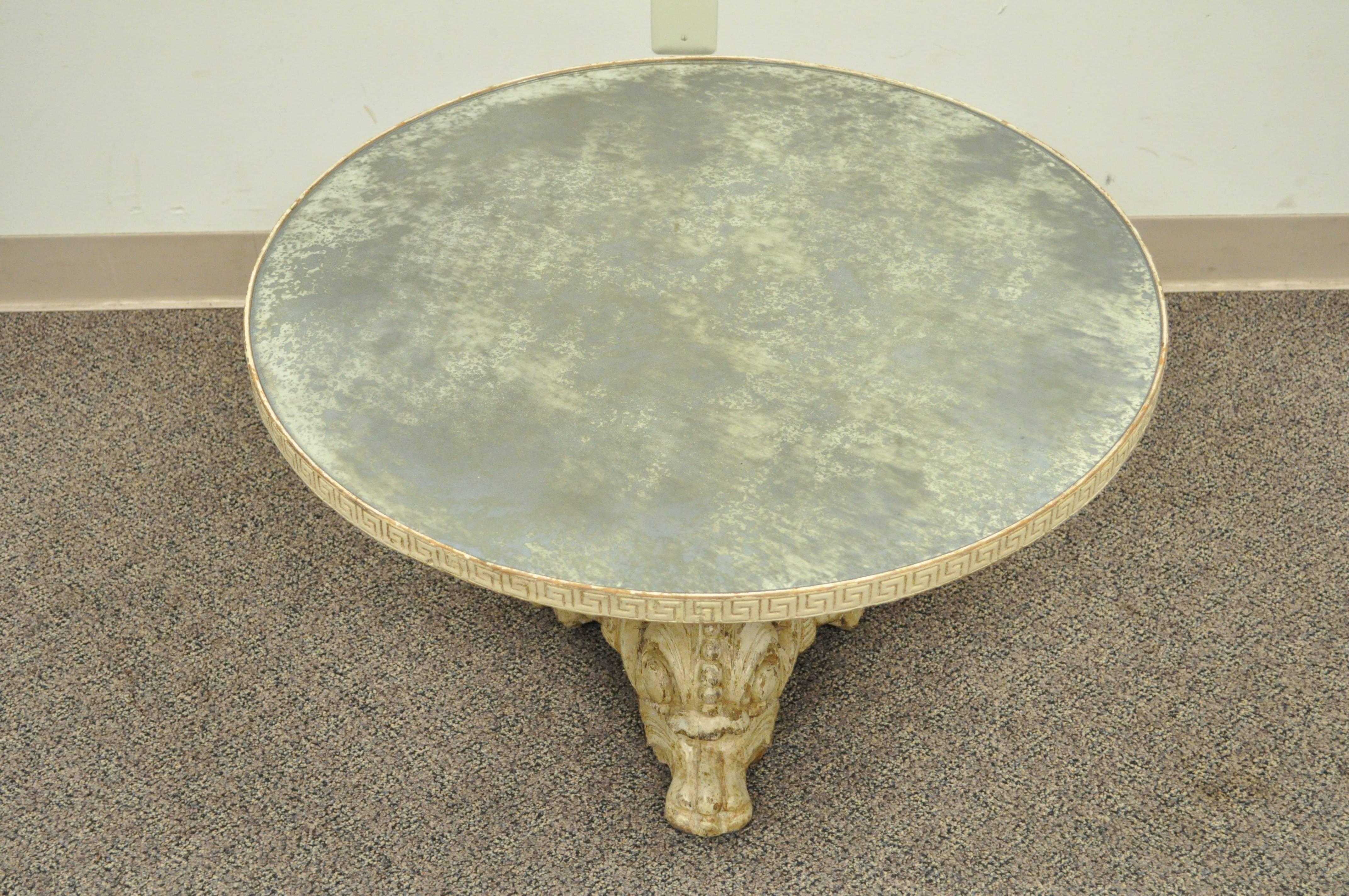 Italian Baroque Painted Carved Wood and Églomisé Glass Round Coffee Table In Distressed Condition In Philadelphia, PA