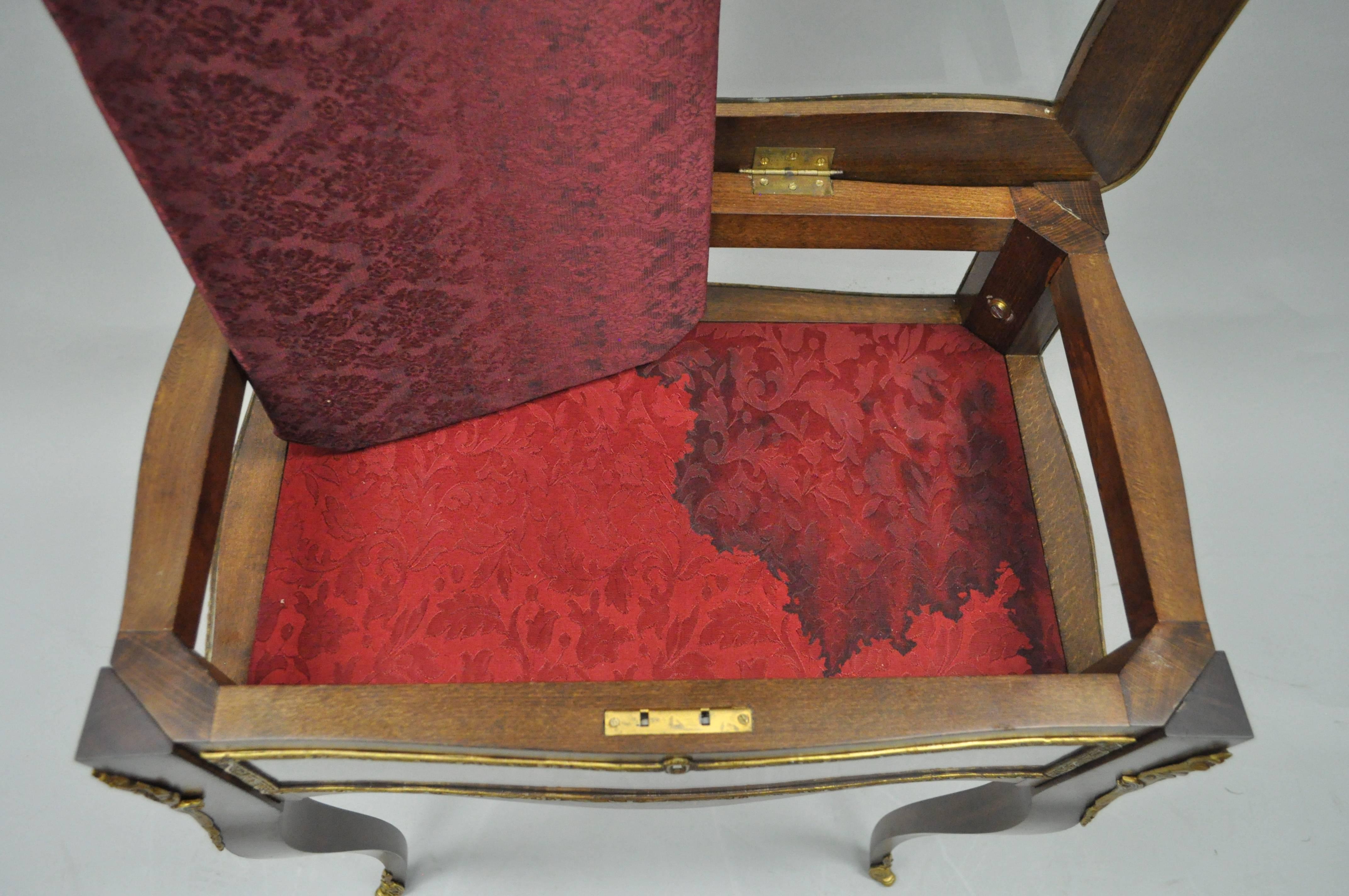 Late 20th Century Vintage French Louis XV Style Brass and Glass Flip Top Display Accent Side Table