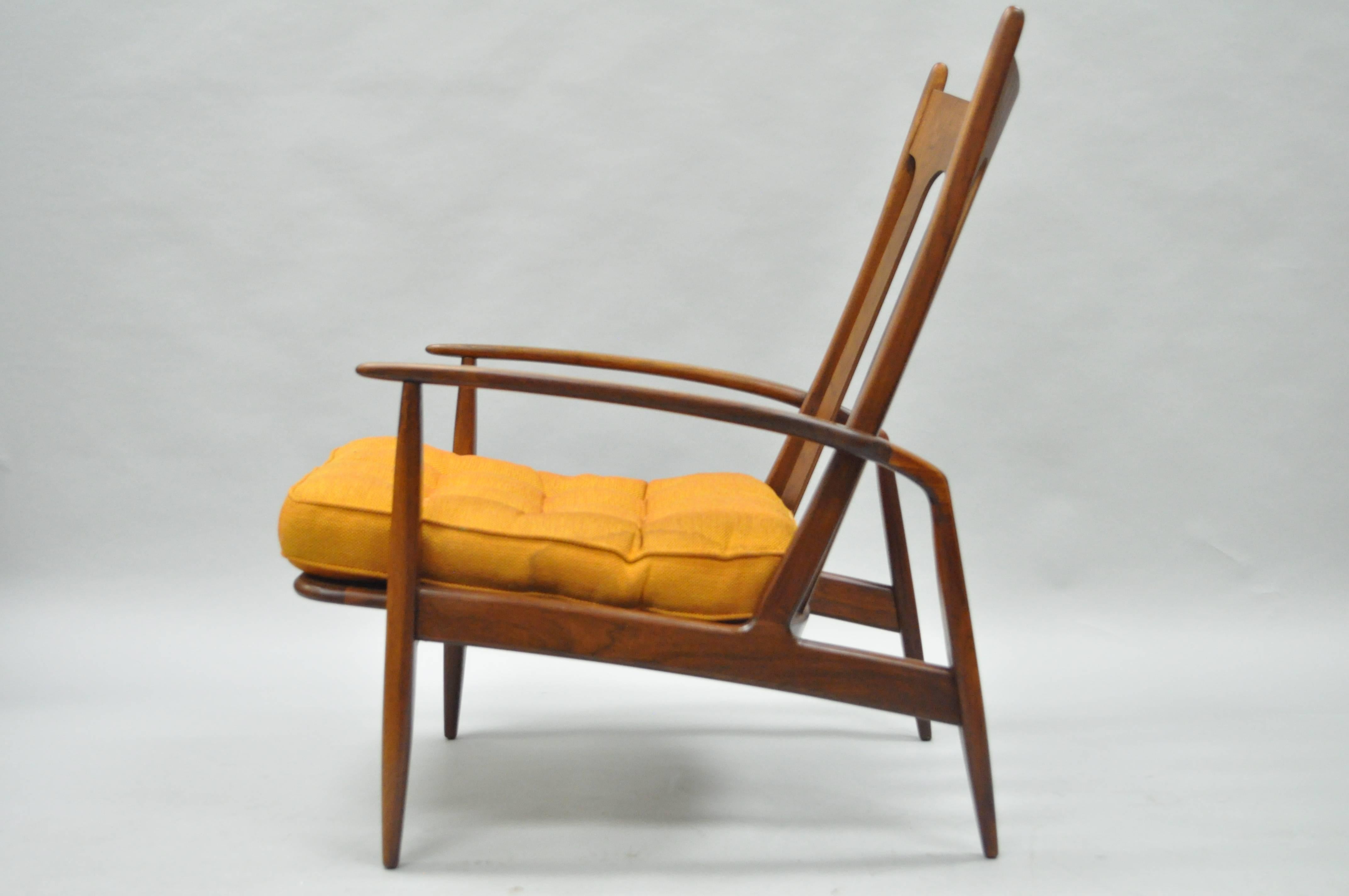 Mid-Century Modern Vintage Milo Baughman Archie Mid-Century Danish Modern Walnut Lounge Armchair