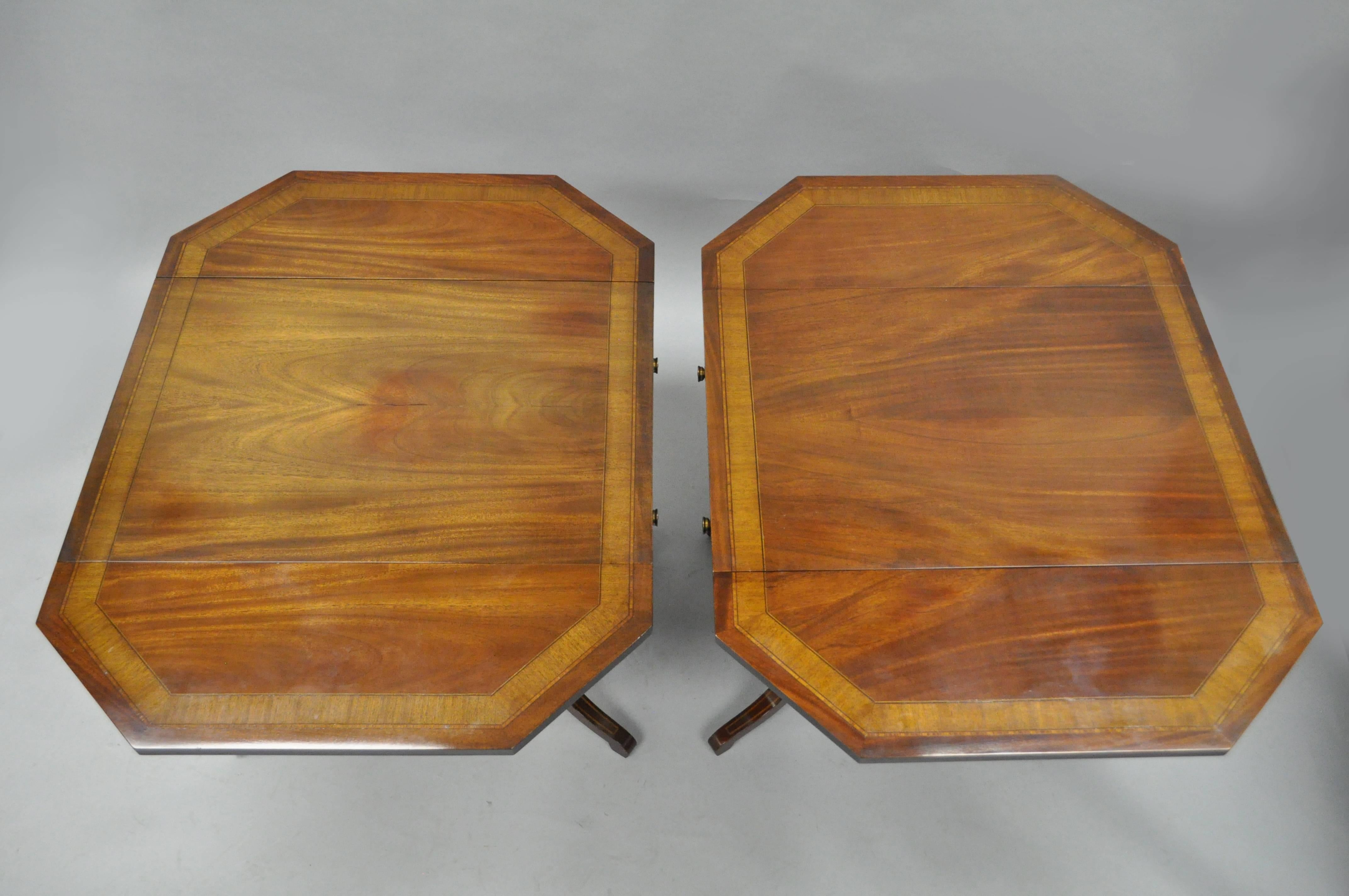 American Pair of Regency Style Mahogany Banded Inlaid Drop Leaf Pembroke End Tables