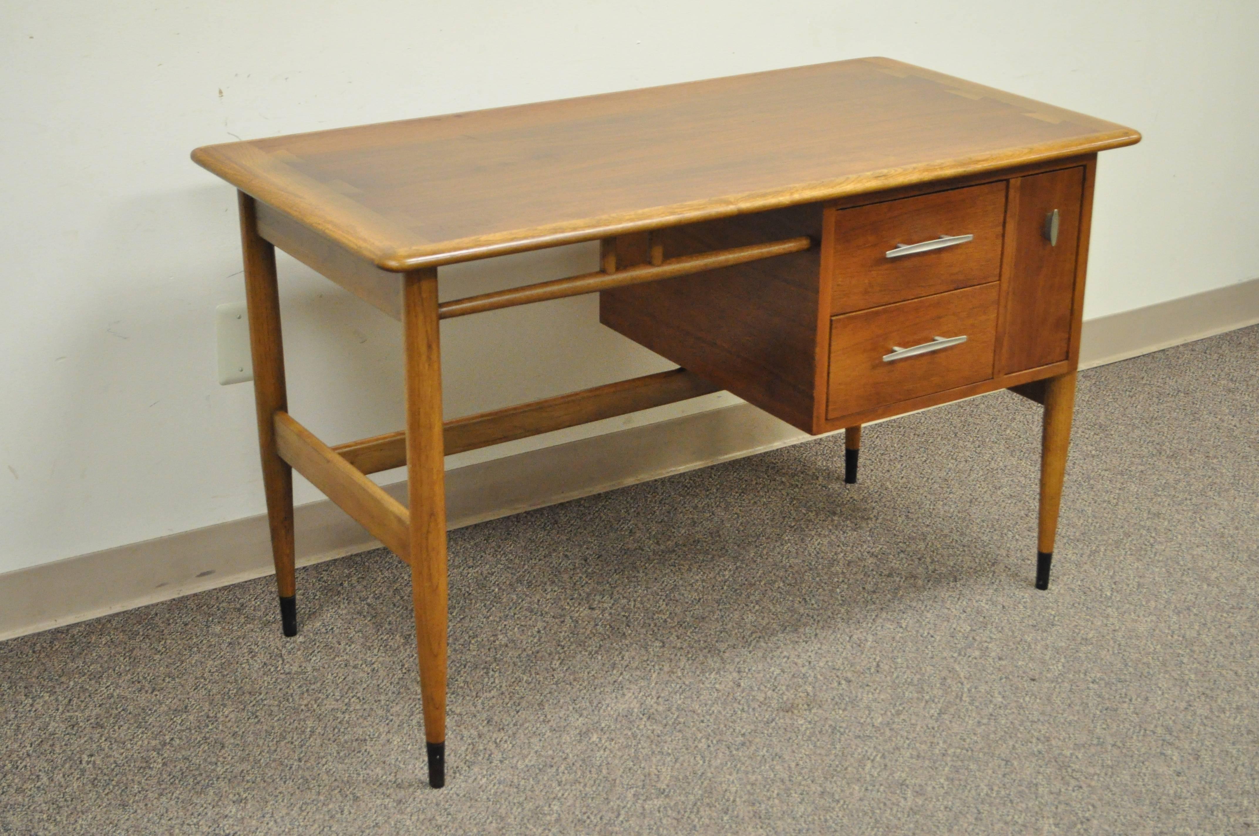 Lane Altavista Acclaim Writing Desk Walnut Dovetail Top Mid-Century Modern 2