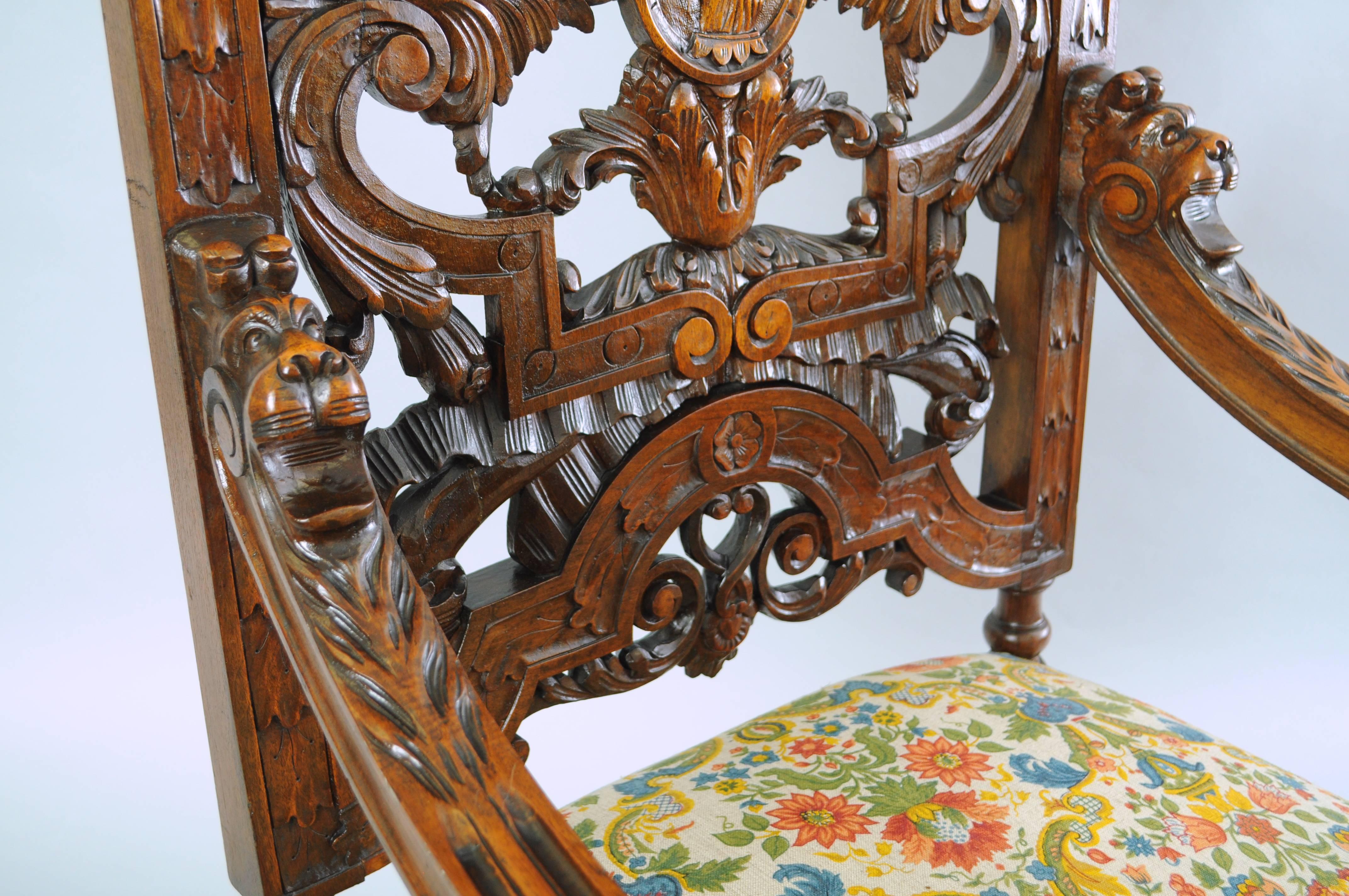 European Italian Renaissance Figural Bird & Lion Carved Walnut Throne Captain Arm Chair For Sale