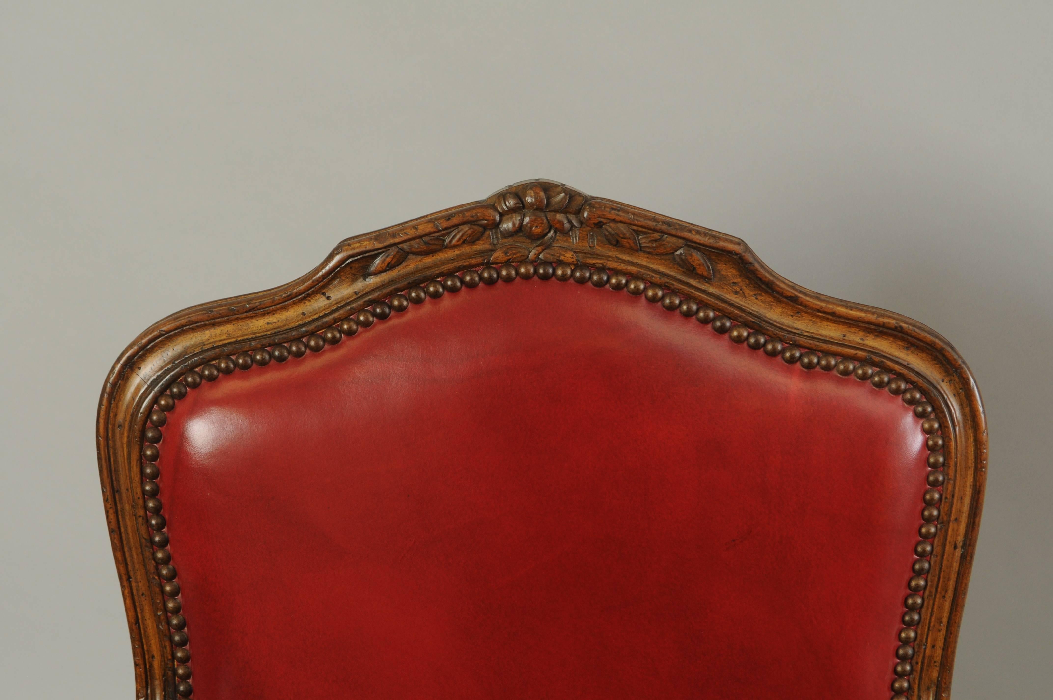 Vintage Auffray & Co French Country Louis XV Style Armchair Walnut & Red Leather In Good Condition In Philadelphia, PA
