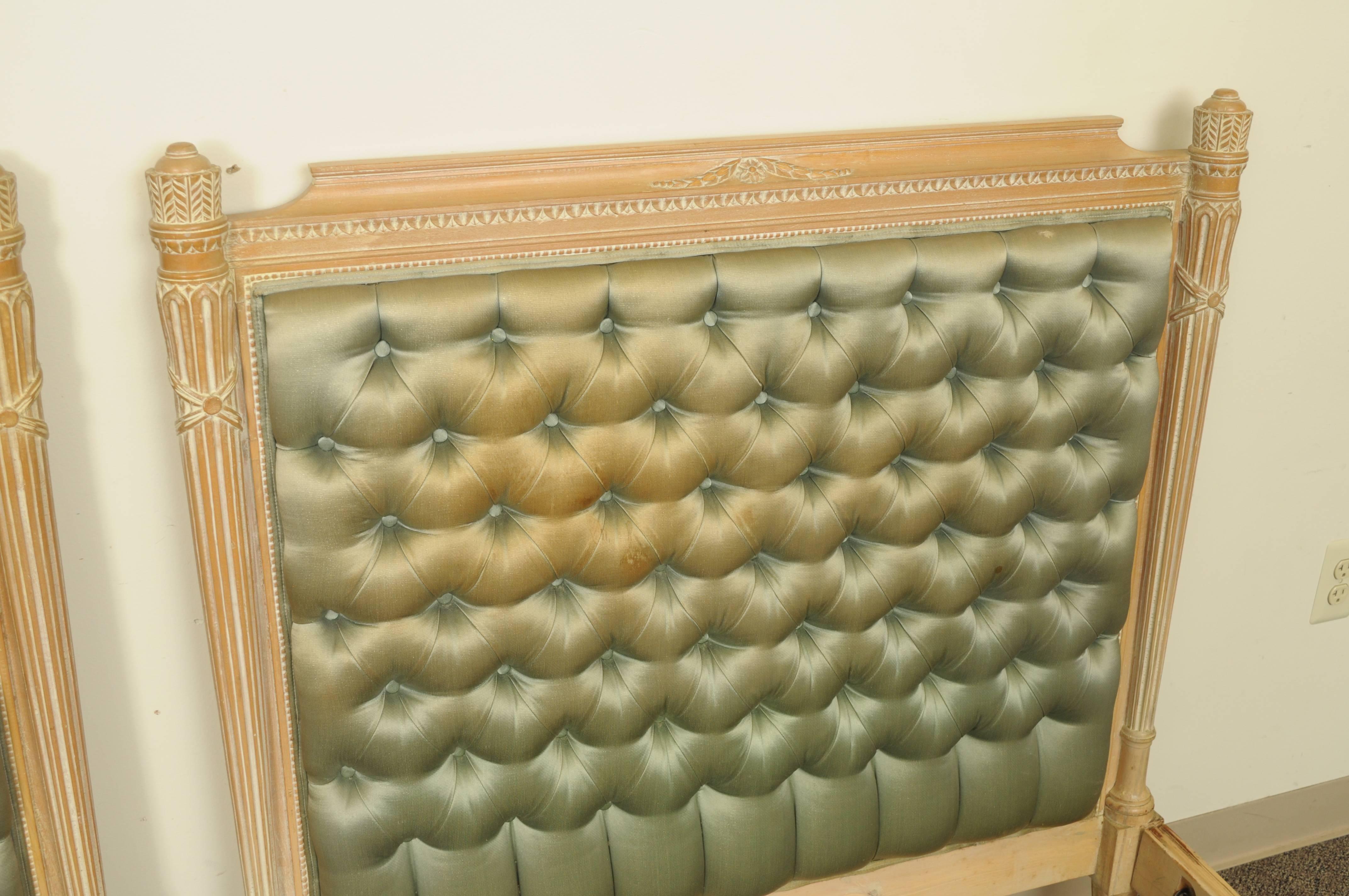 Pair of Italian Carved French Neoclassical Style Twin Beds Upholstered Headboard In Good Condition In Philadelphia, PA
