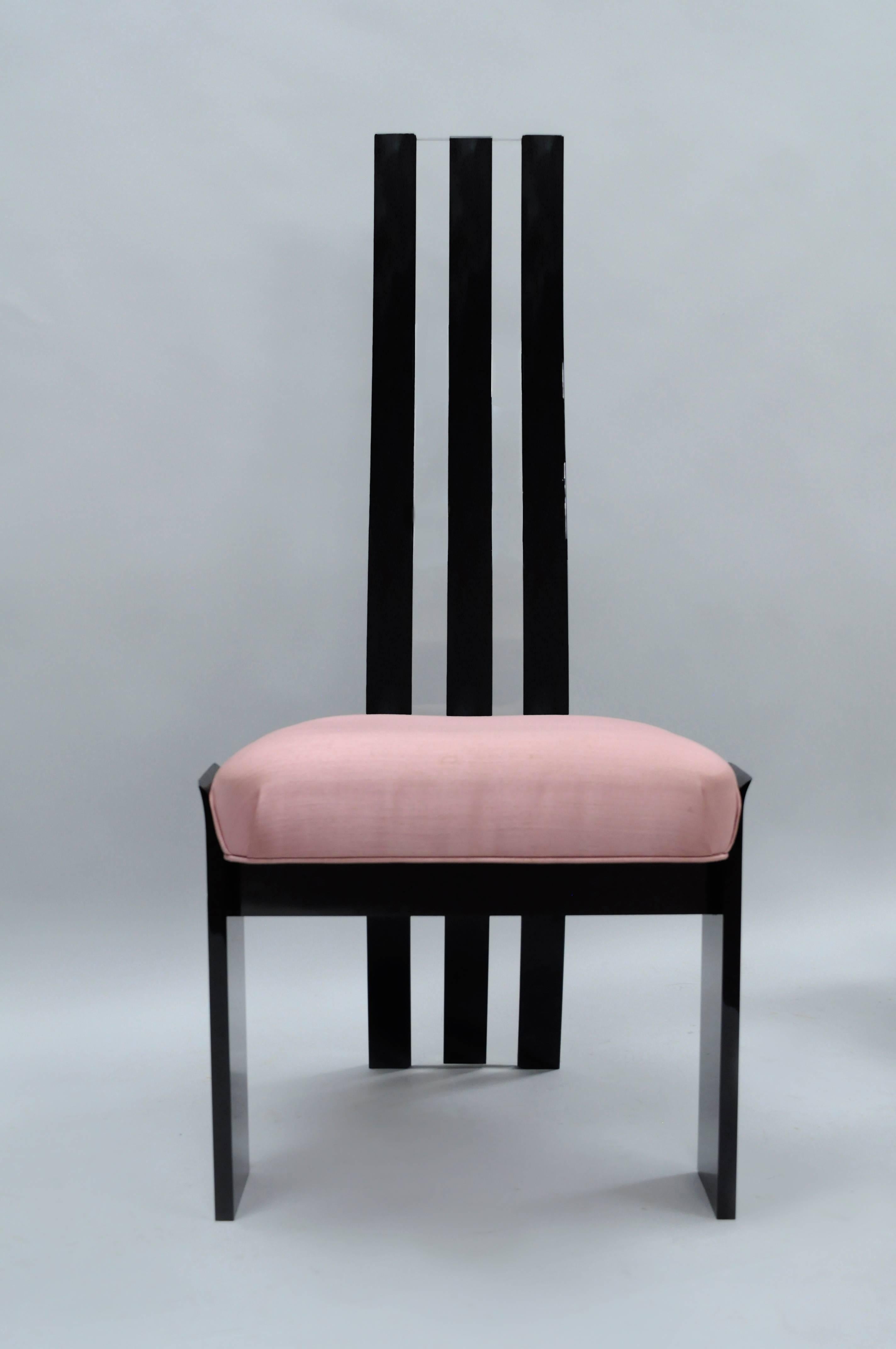 Set of 6 Hill Mfg Mid Century Modern Black Clear Lucite Sculptural Dining Chairs (Ensemble de 6 chaises de salle à manger) Bon état - En vente à Philadelphia, PA