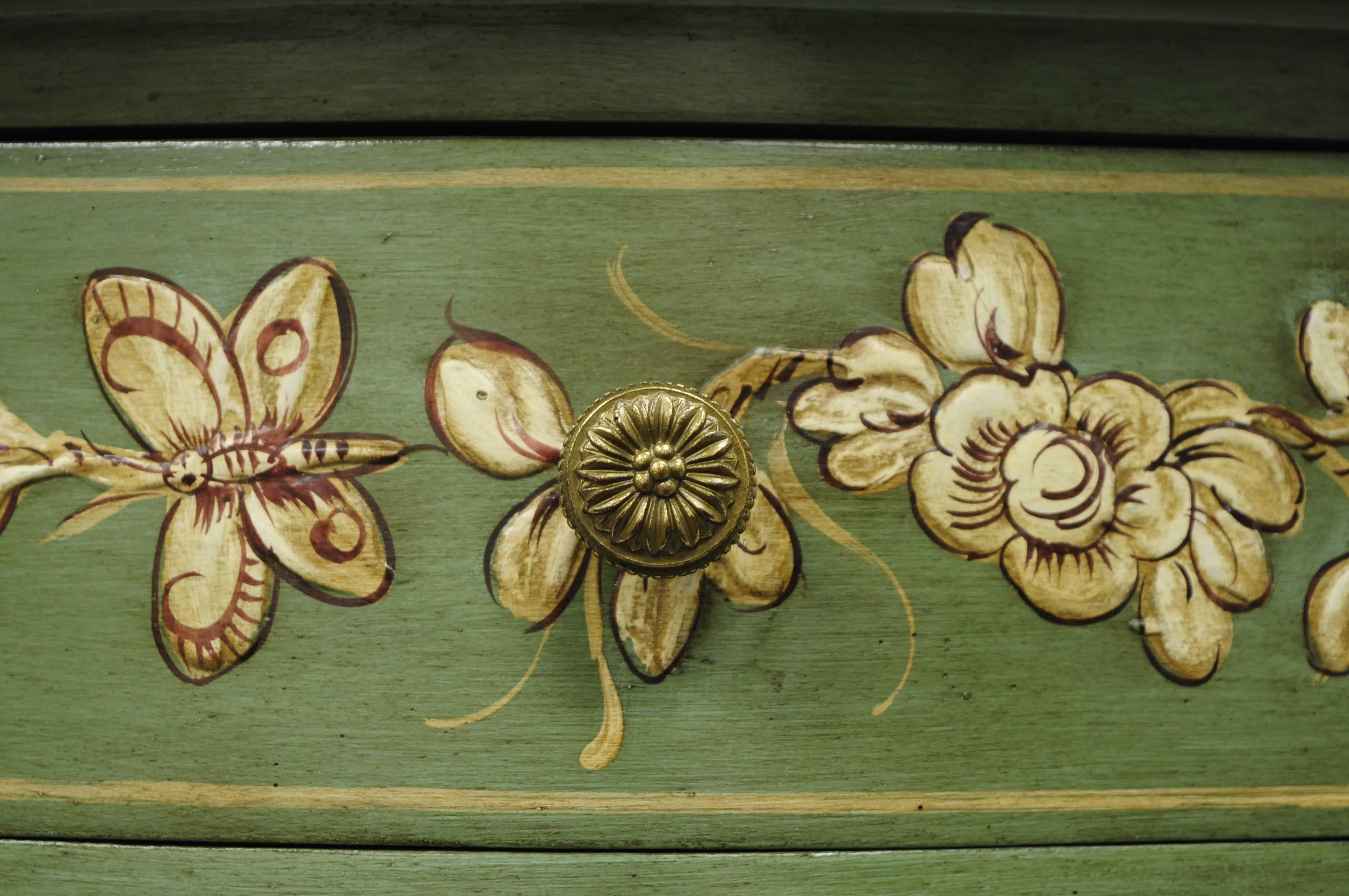 Mid-20th Century Pair of Small Italian Florentine Green Painted Bombe Commodes Chests Nightstands