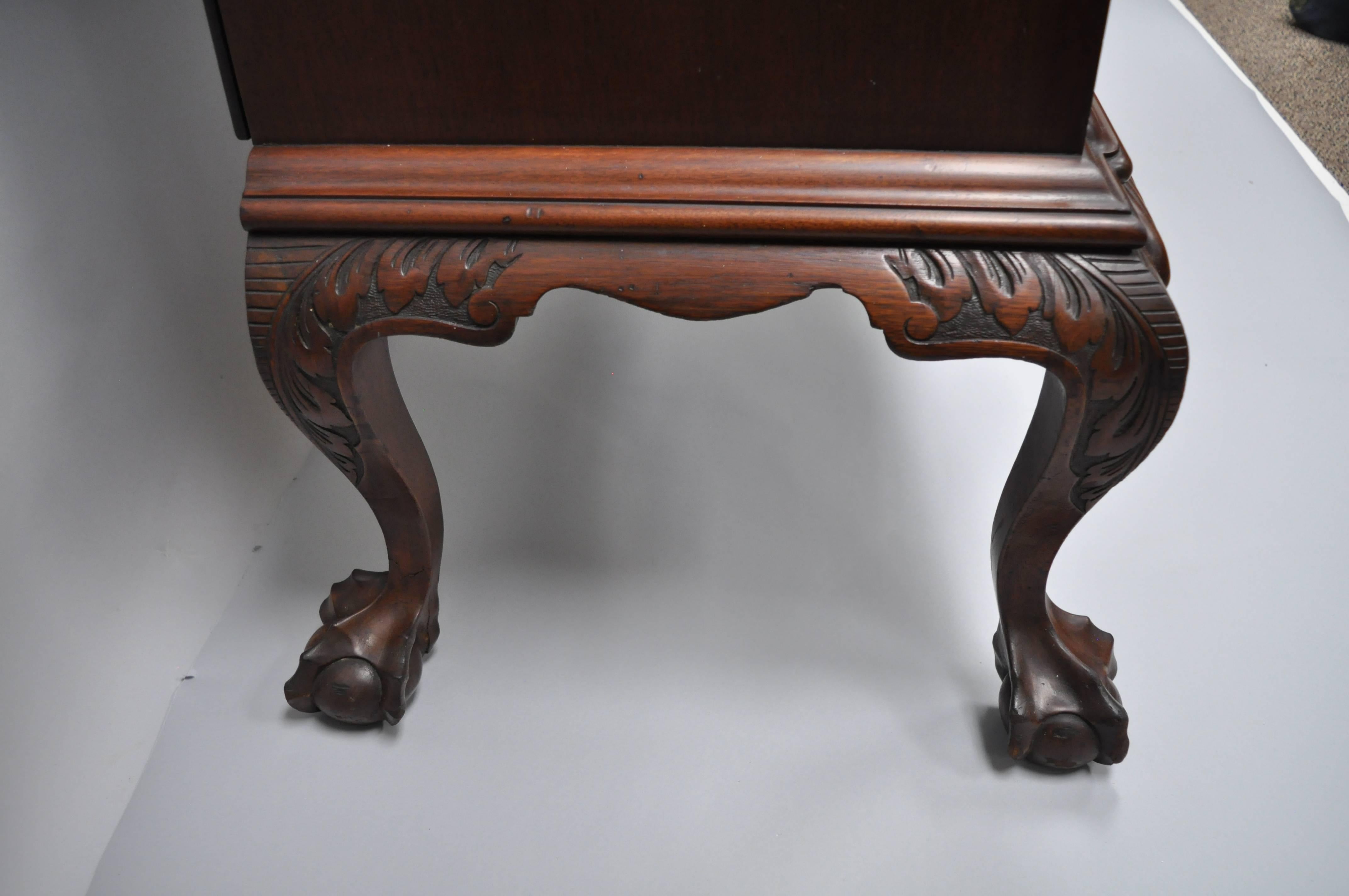 19th C Chippendale Style Mahogany Block Front Shell Carved Secretary Desk Lowboy In Good Condition For Sale In Philadelphia, PA