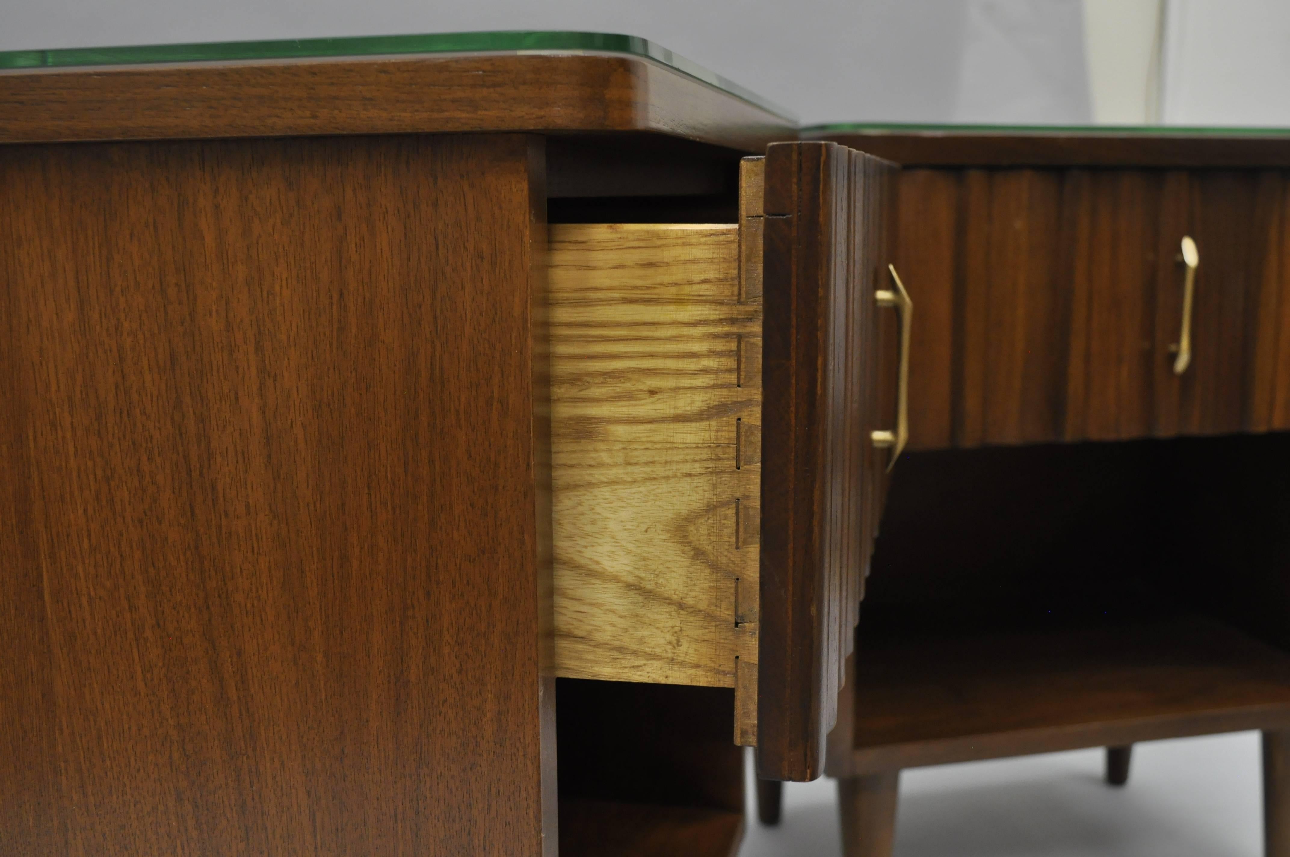 American Pair of Vintage Mid Century Modern Danish Walnut Nightstands Bedside End Tables