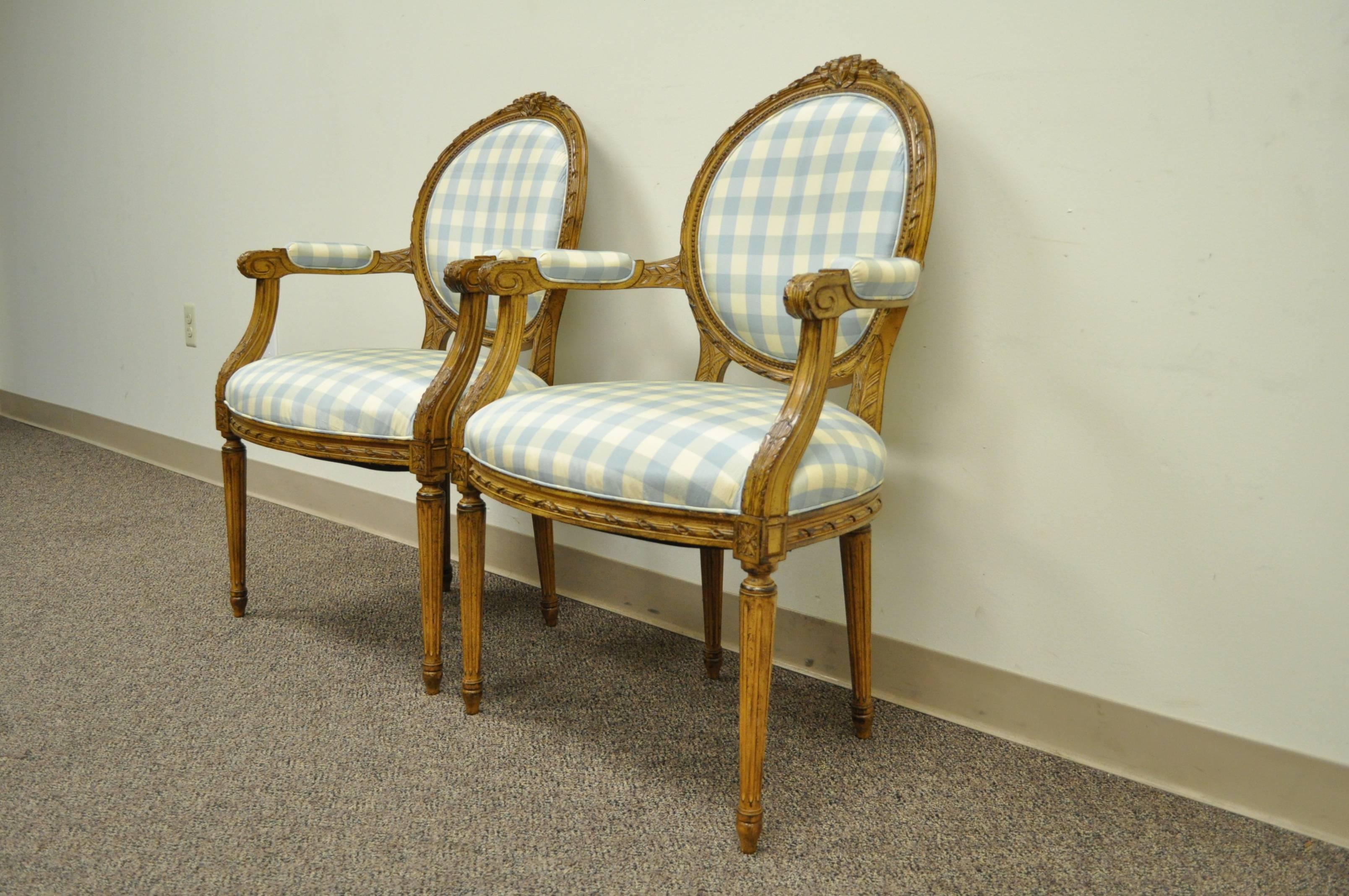 Elegant Pair of French Louis XVI Style Finely Carved Armchairs or Fauteuils 3