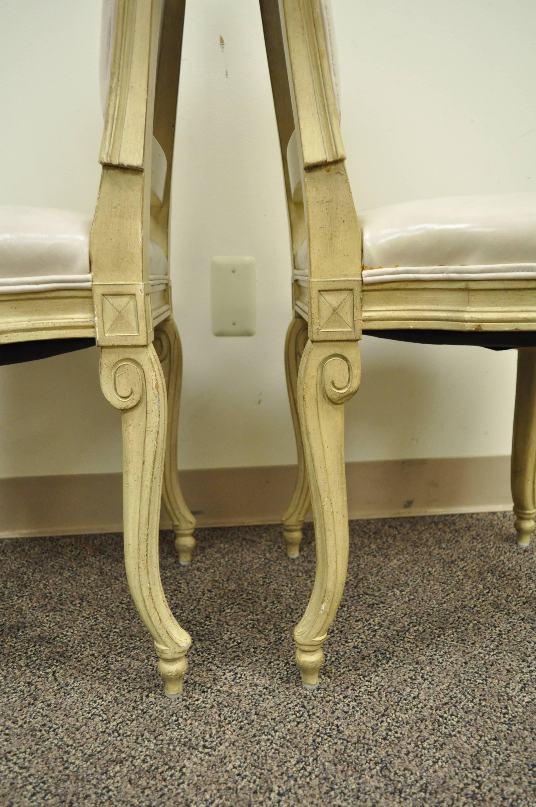 Set of 6 French Louis XV Style Carved & Painted Cream Leather Dining Chairs In Good Condition In Philadelphia, PA