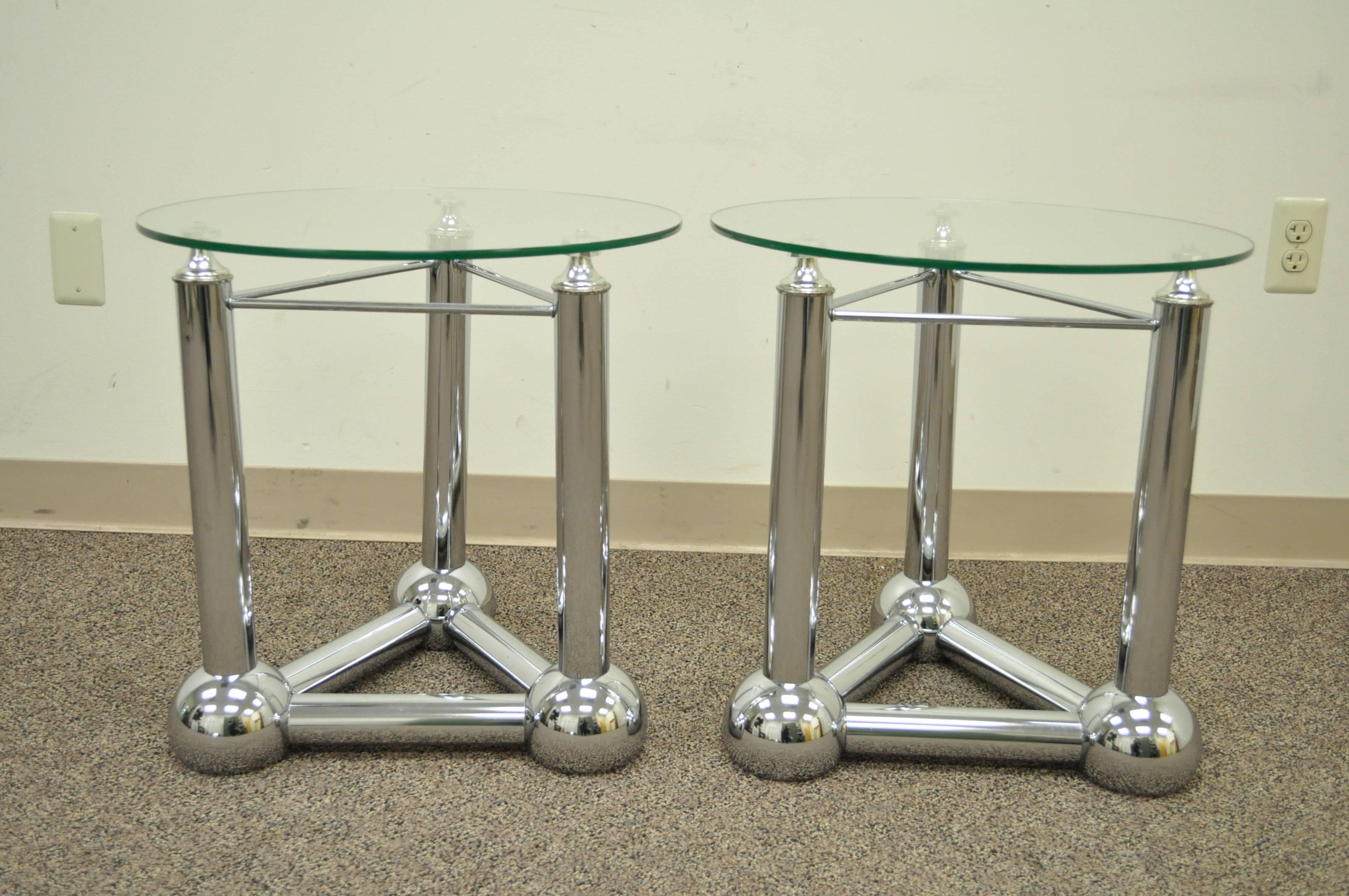 Pair Mid Century Modern Chrome Ball Orb Atomic Era Round Glass Side End Tables In Good Condition In Philadelphia, PA