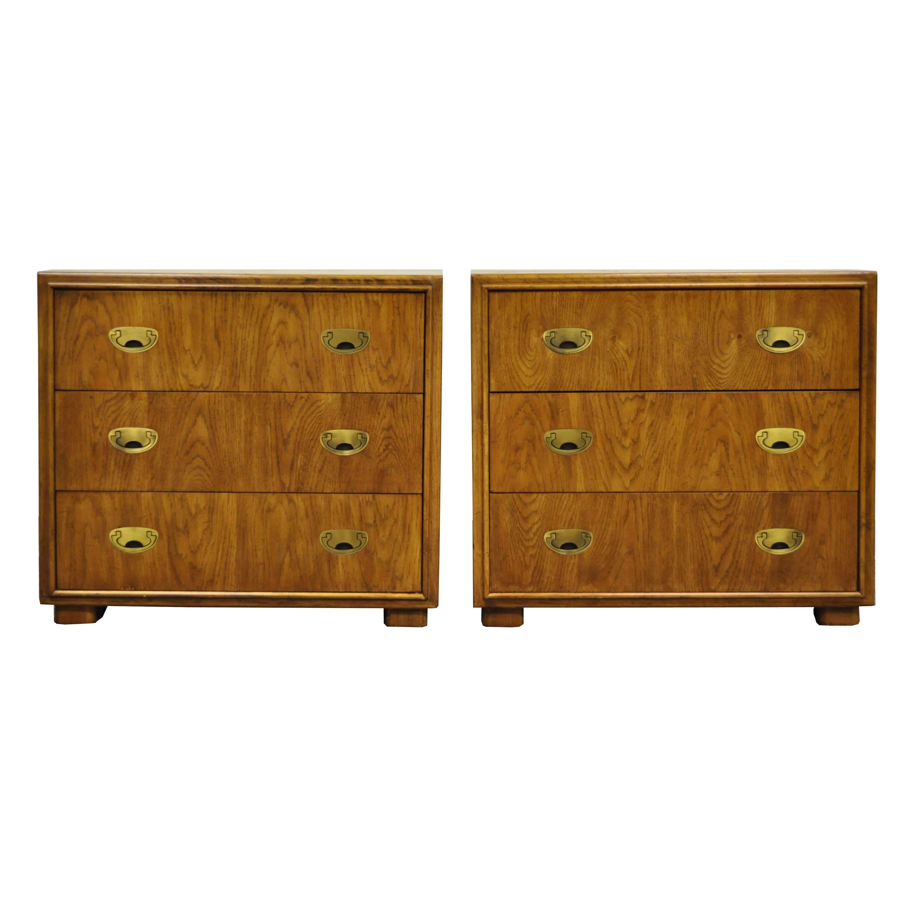 Great pair of Vintage, Hollywood Regency / Mid Century Modern, 3 drawer bachelor chests by Drexel Heritage. The pair features inset solid brass hardware, 3 dovetailed drawers each, beautiful wood grain throughout, all raised on block feet. Clean