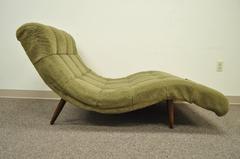 Mid Century Modern Double Wide Green Wave Chaise Lounge attr to  Adrian Pearsall