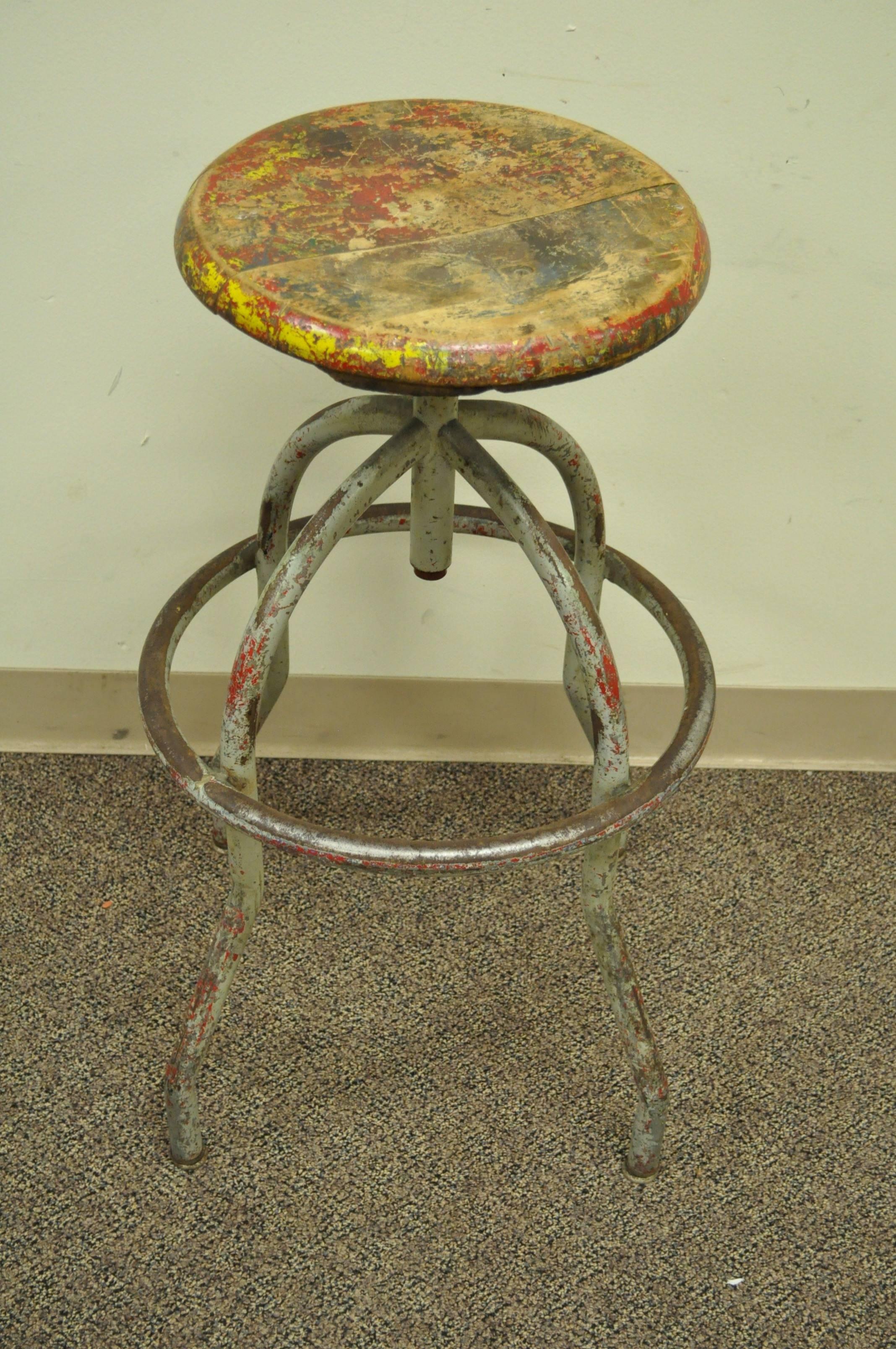 artist swivel stool