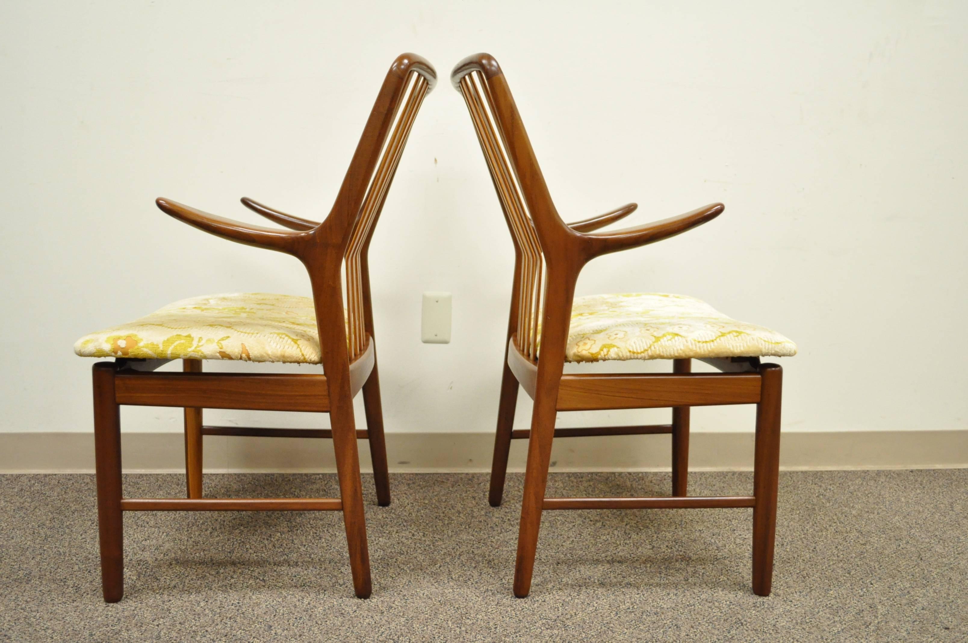 Mid-Century Modern Ensemble de six chaises de salle à manger modernes danoises en teck de Svend A. Madsen pour Moreddi en vente