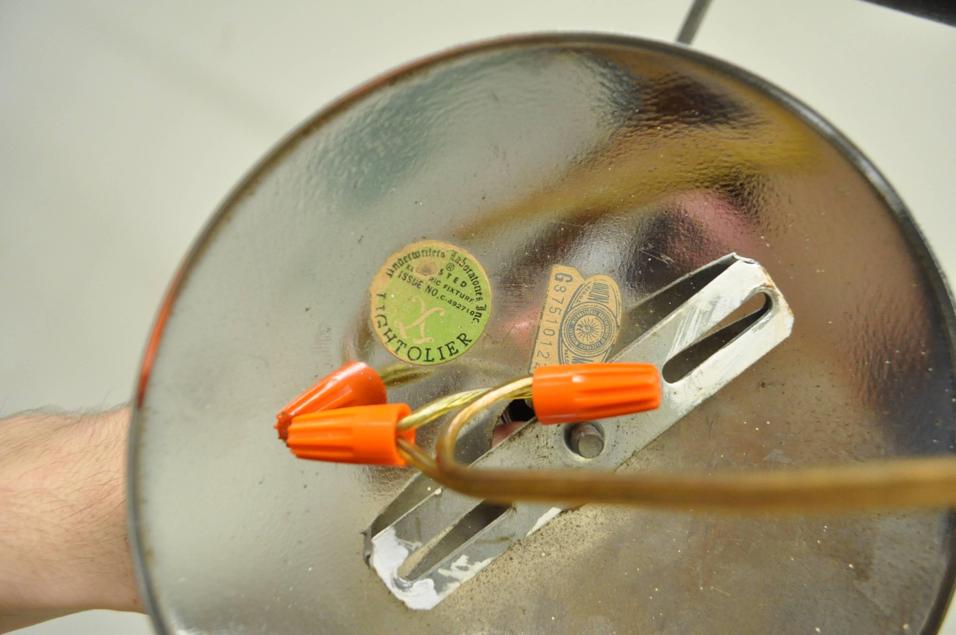 Moderner Lightolier-Kronleuchter aus Atomic-Chrom und Glas im Sputnik-Stil aus der Mitte des Jahrhunderts im Angebot 1