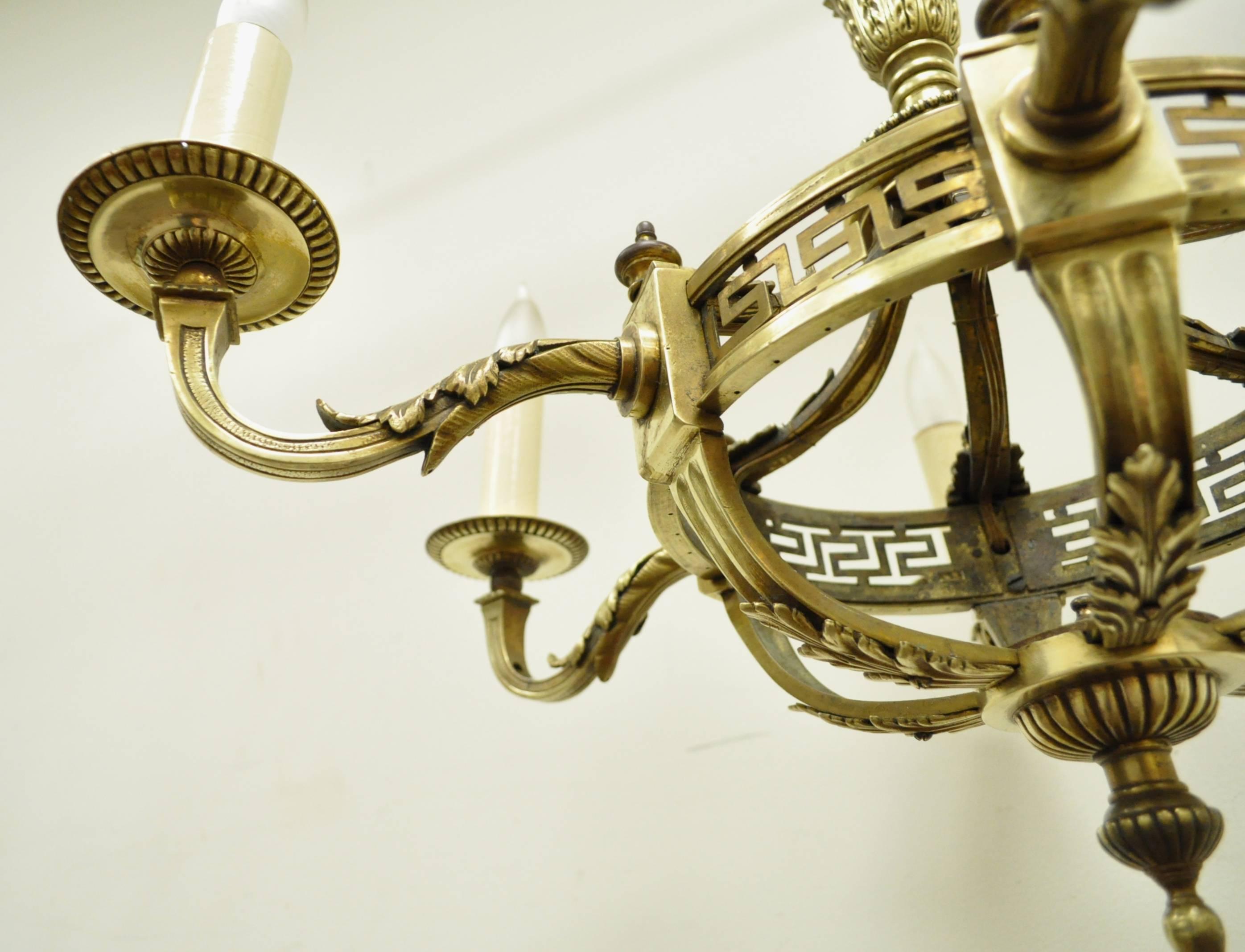 Early 20th Century French Neoclassical Style Bronze Greek Key Chandelier For Sale 1