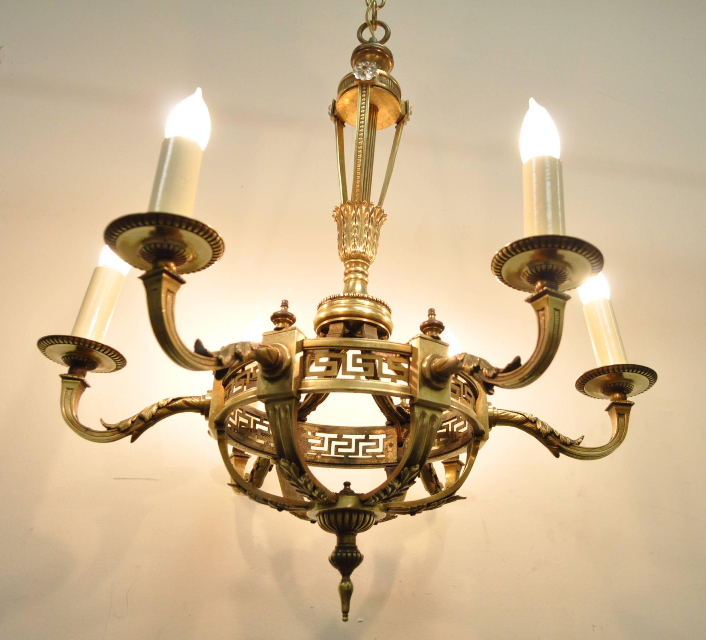 Early 20th Century French Neoclassical Style Bronze Greek Key Chandelier For Sale 4