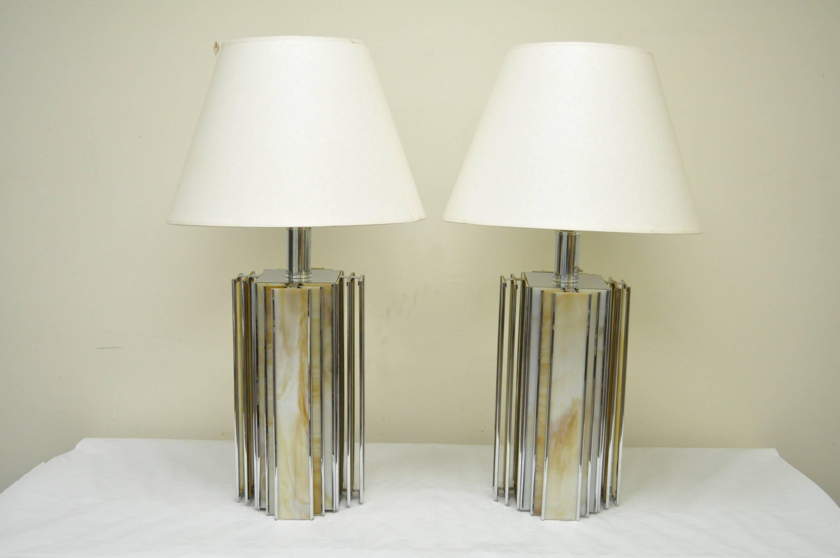 Pair of Mid-Century Modern Chrome and Slag Glass Table Lamps, Art Deco Style For Sale 1