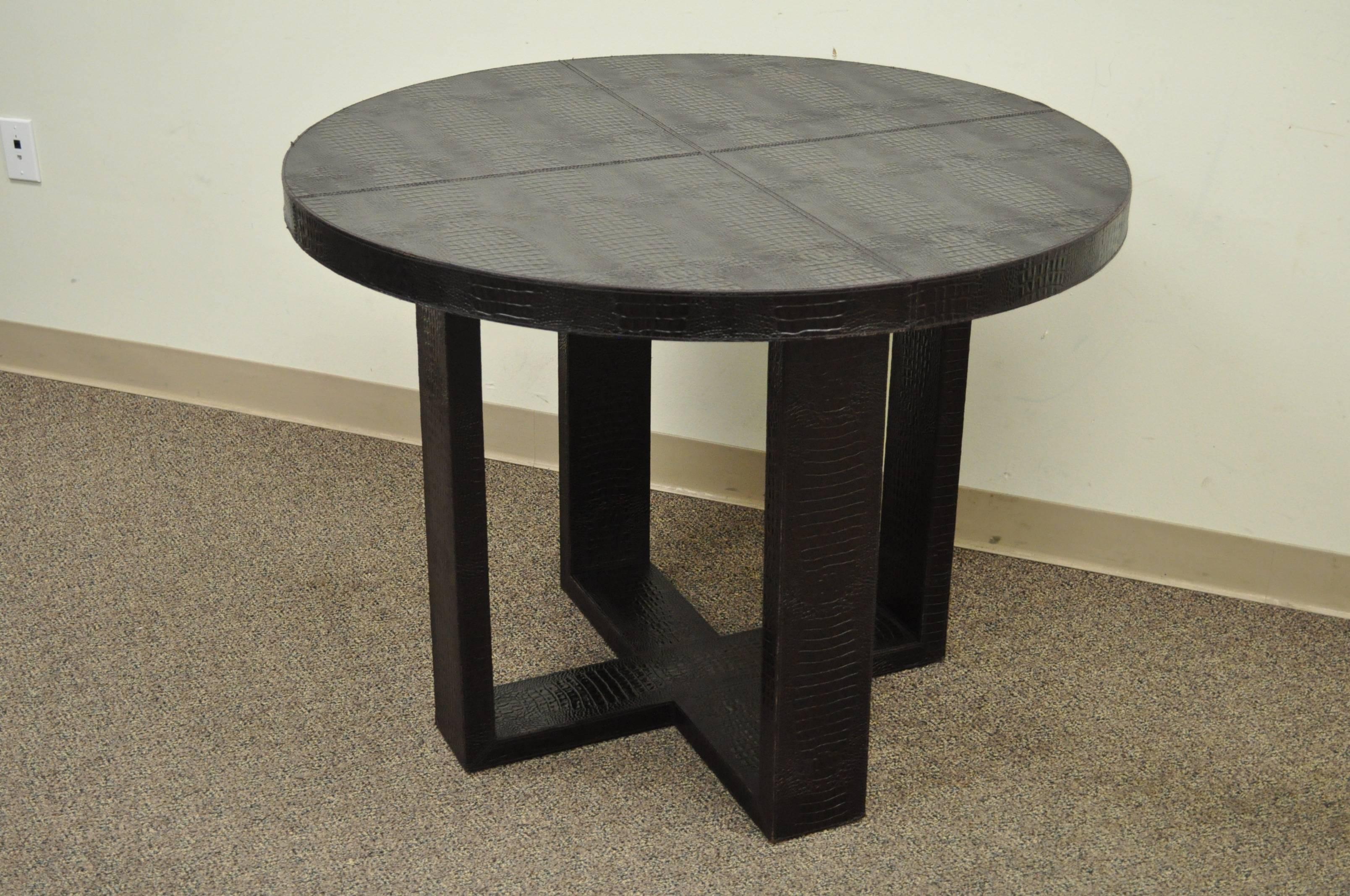 Custom Serge se Troyer Alligator Embossed Italian Leather Round Center Table For Sale 2