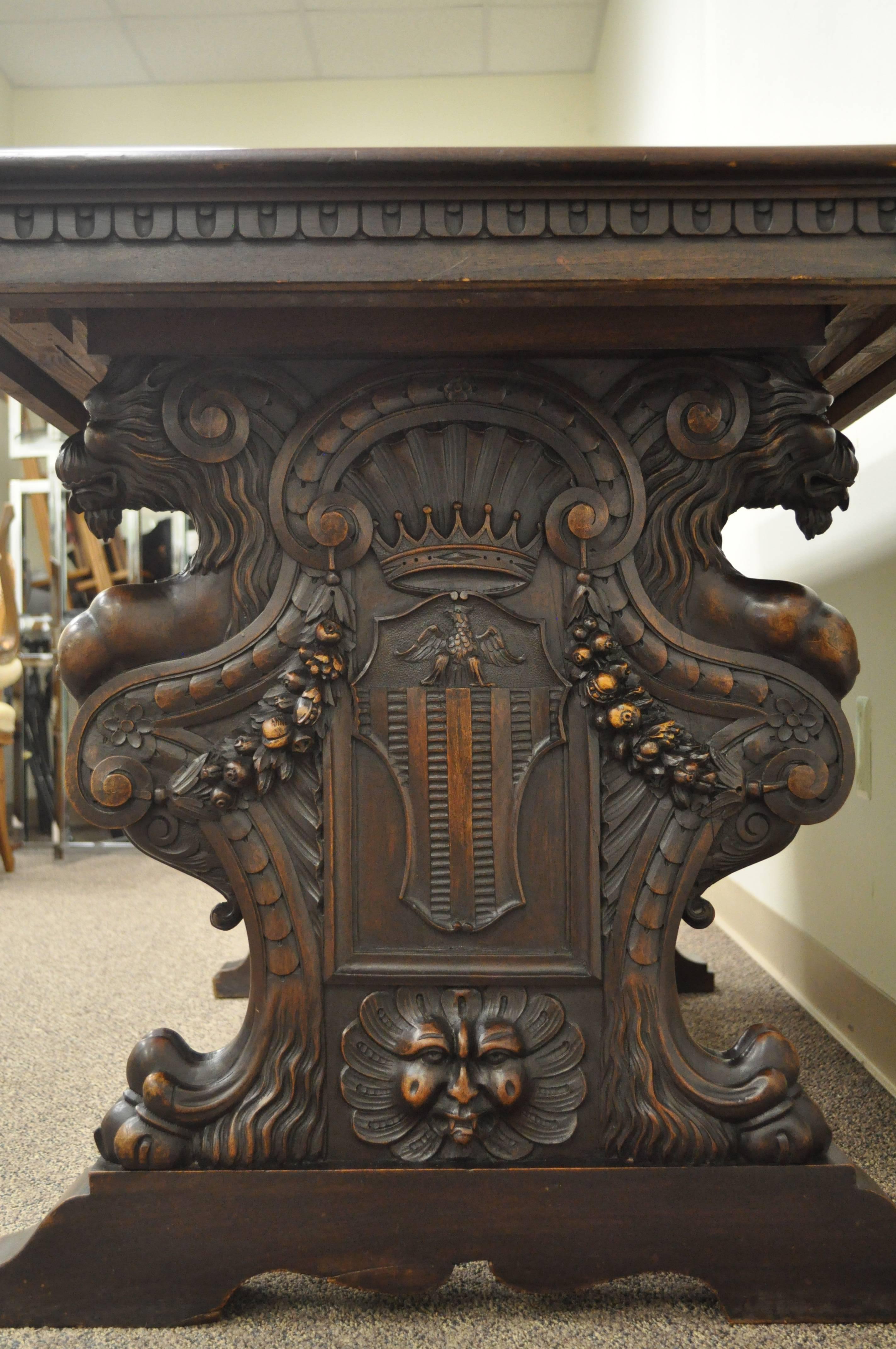 19th Century Italian Renaissance Revival Carved Figural Griffin Console Table In Good Condition For Sale In Philadelphia, PA