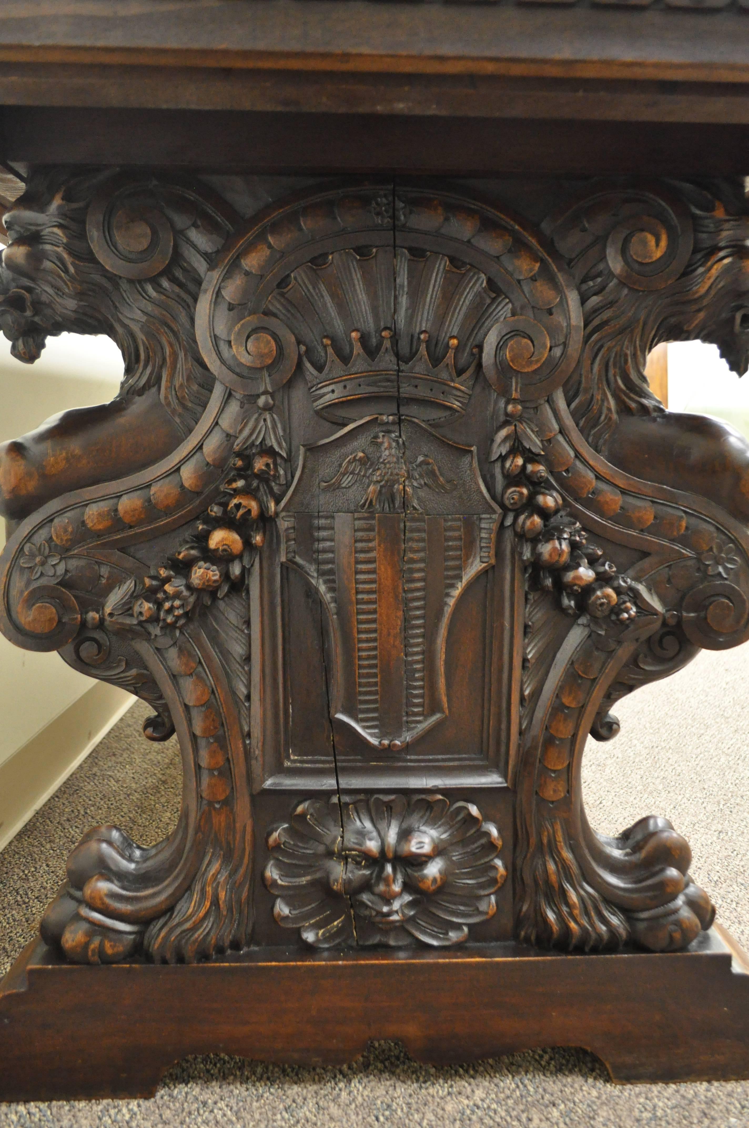 19th Century Italian Renaissance Revival Carved Figural Griffin Console Table For Sale 1