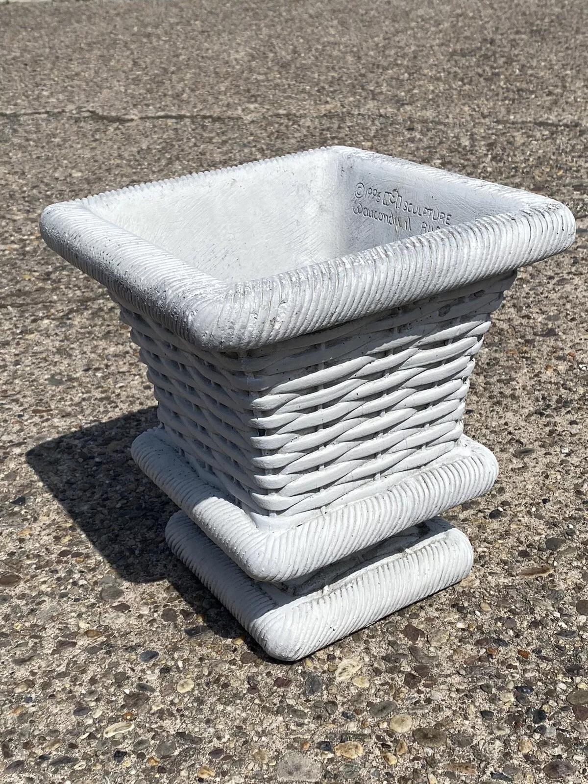 Inconnu Petit panier tressé vintage de style campagnard anglais, jardinière de jardin d'extérieur en vente