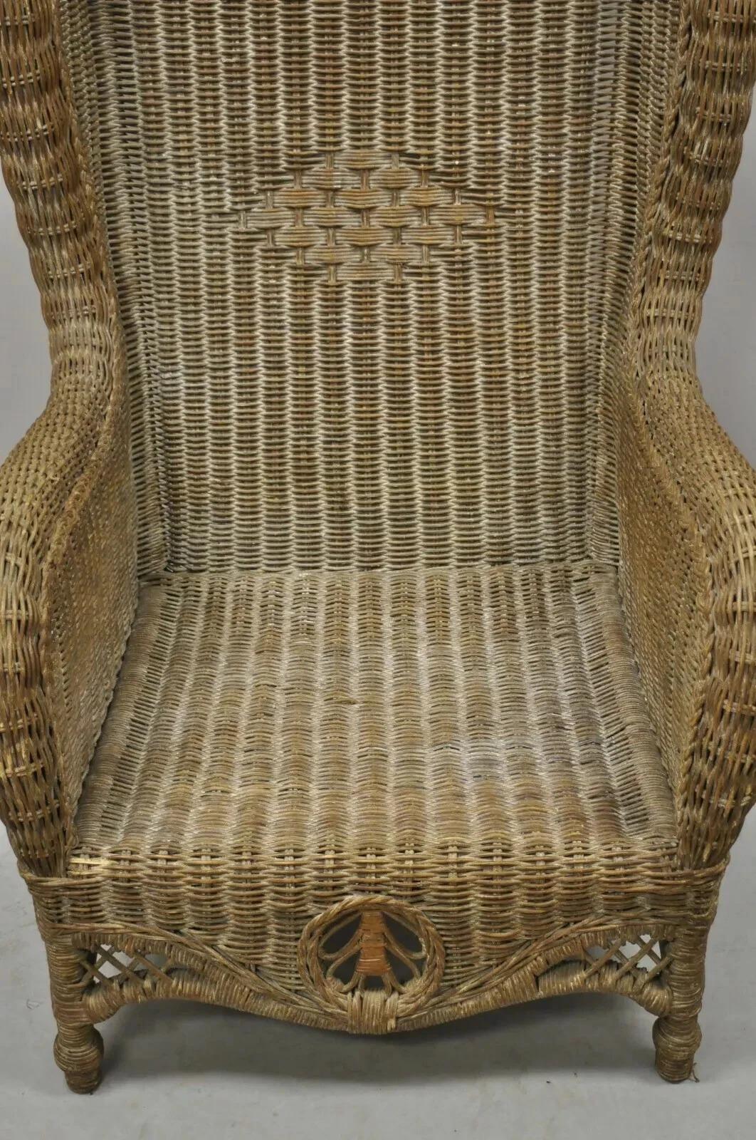 Inconnu Vintage Victorian Style Large Wicker Rattan Wingback Lounge Arm Chair en vente
