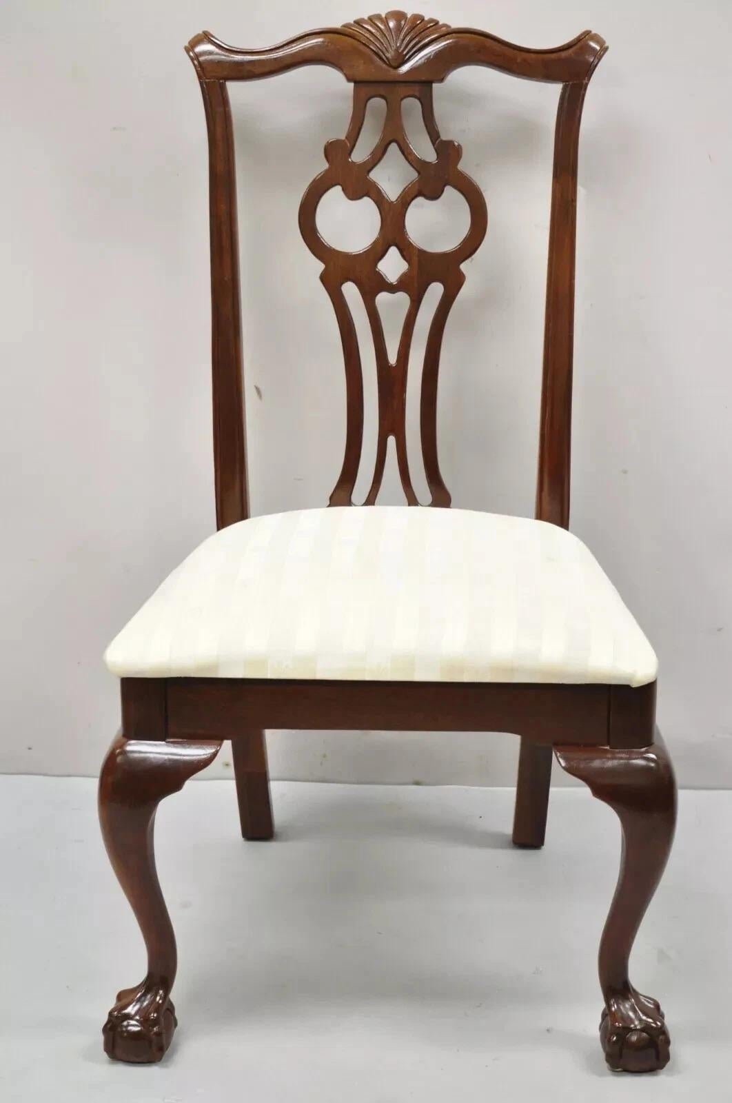Sedie da pranzo vintage American Drew in legno di ciliegio in stile Chippendale - Set di 6 in vendita 7