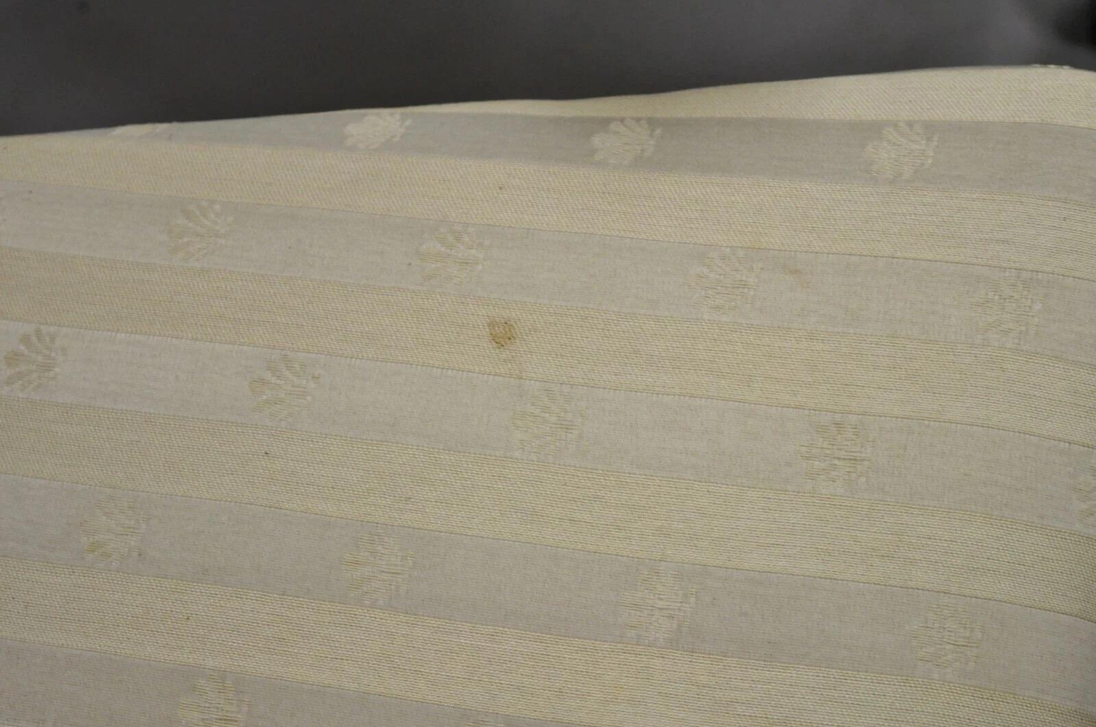 Sedie da pranzo vintage American Drew in legno di ciliegio in stile Chippendale - Set di 6 in vendita 2