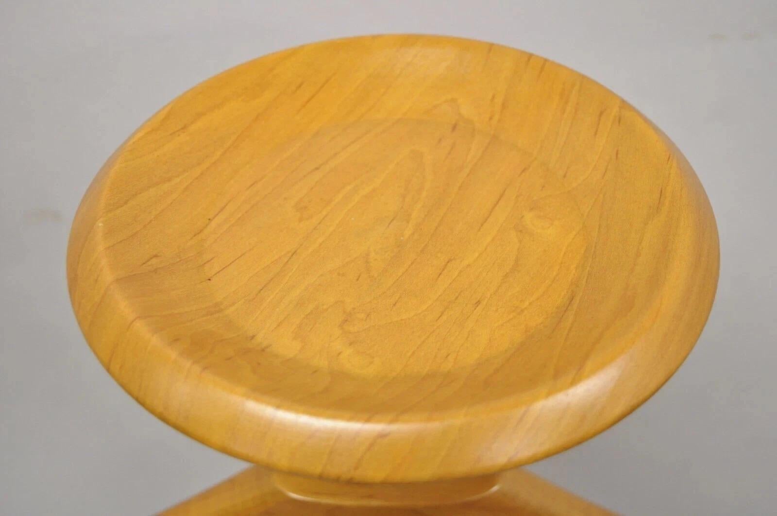 Valigetta per abiti in legno di noce scolpito e cromo di Porada, post moderna In condizioni buone in vendita a Philadelphia, PA