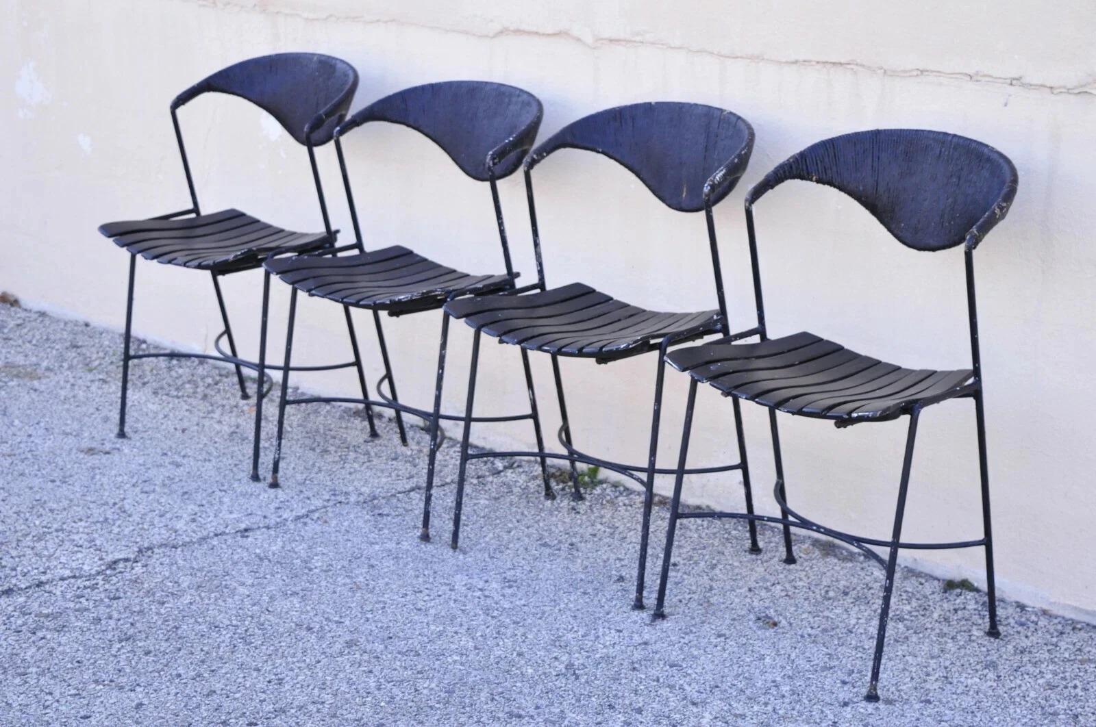 Arthur Umanoff Mid Century Modern Rattan Schmiedeeisen Esszimmerstühle - Satz von 4 im Angebot 6