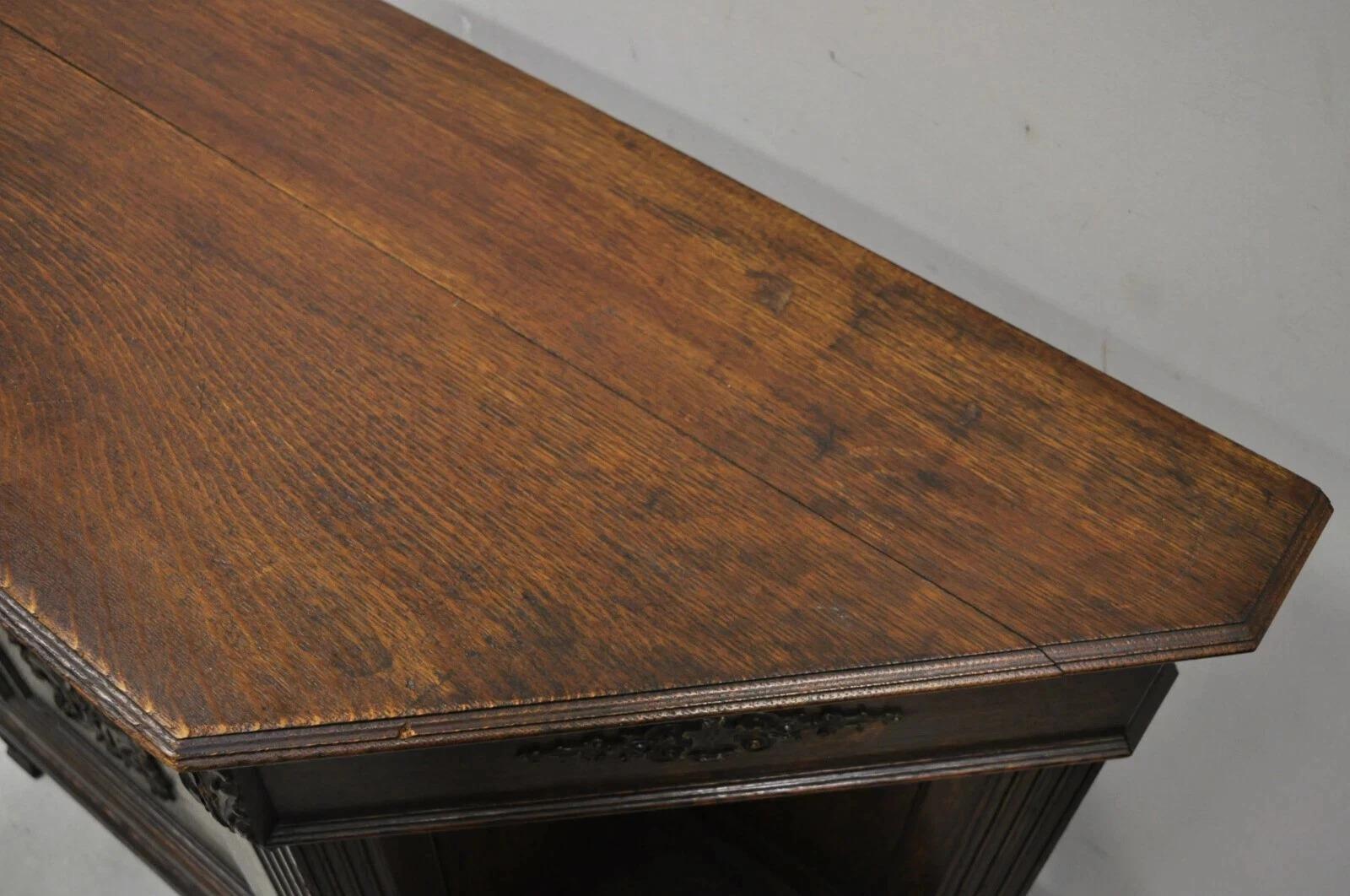 Antique French Renaissance Oak Wood Sideboard Buffet Console Table Cabinet For Sale 5