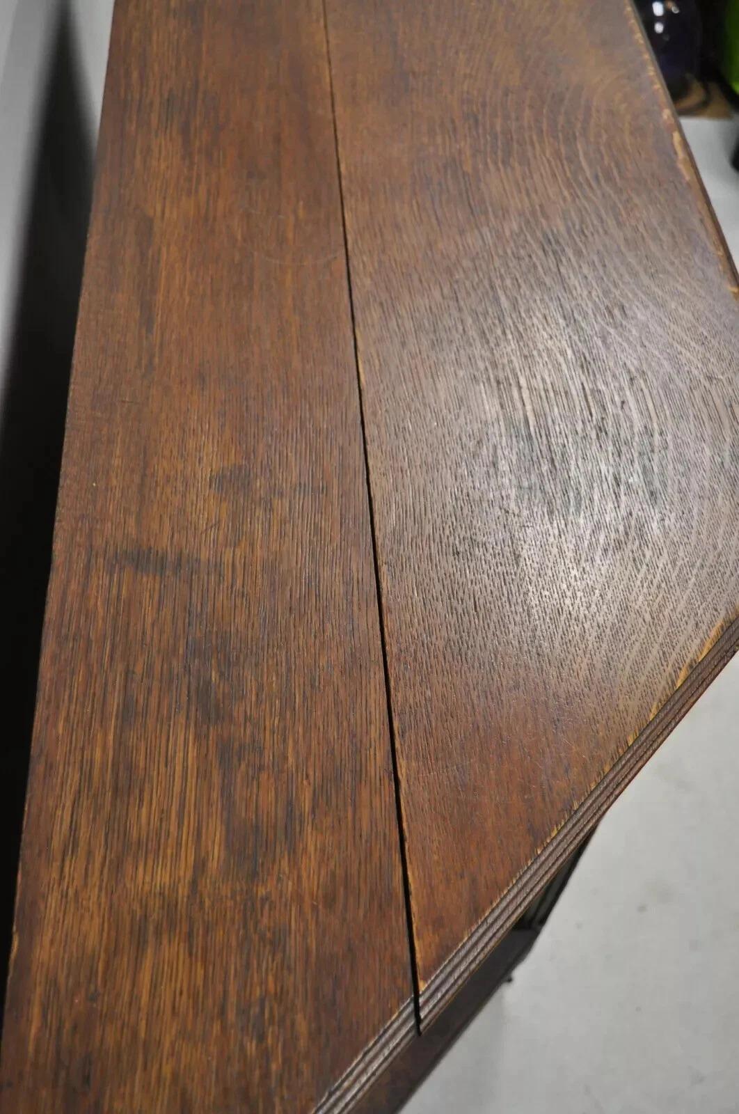 Antique French Renaissance Oak Wood Sideboard Buffet Console Table Cabinet For Sale 3