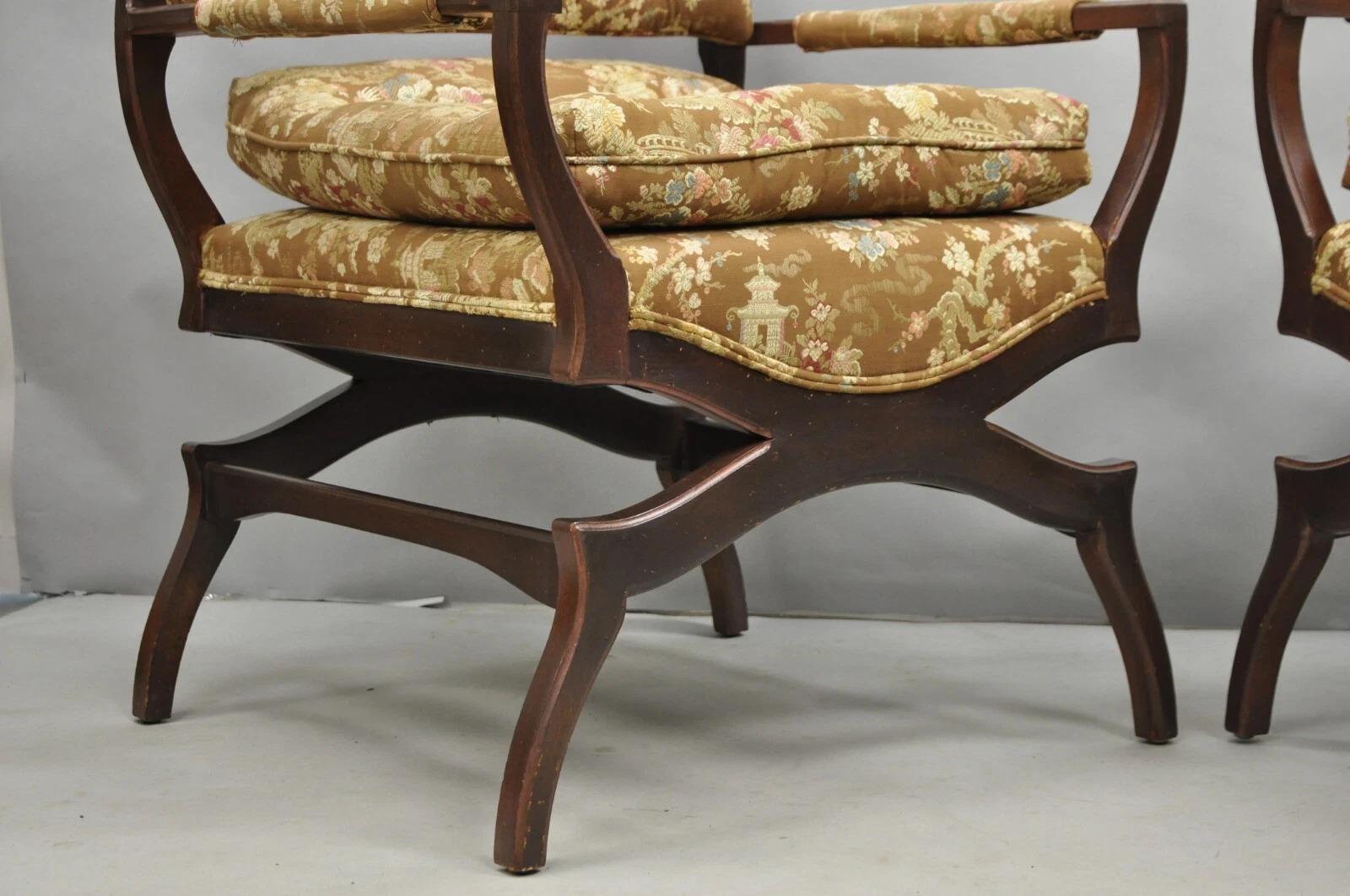Vintage Hollywood Regency Curule Holz X-Frame Lounge Arm Stühle - ein Paar (20. Jahrhundert) im Angebot