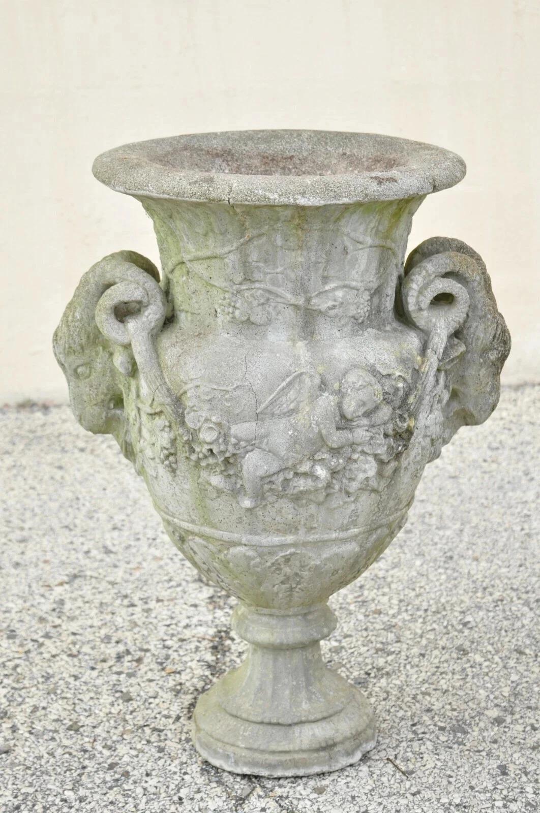 Jardineras Neoclásicas Francesas de Hormigón de 28