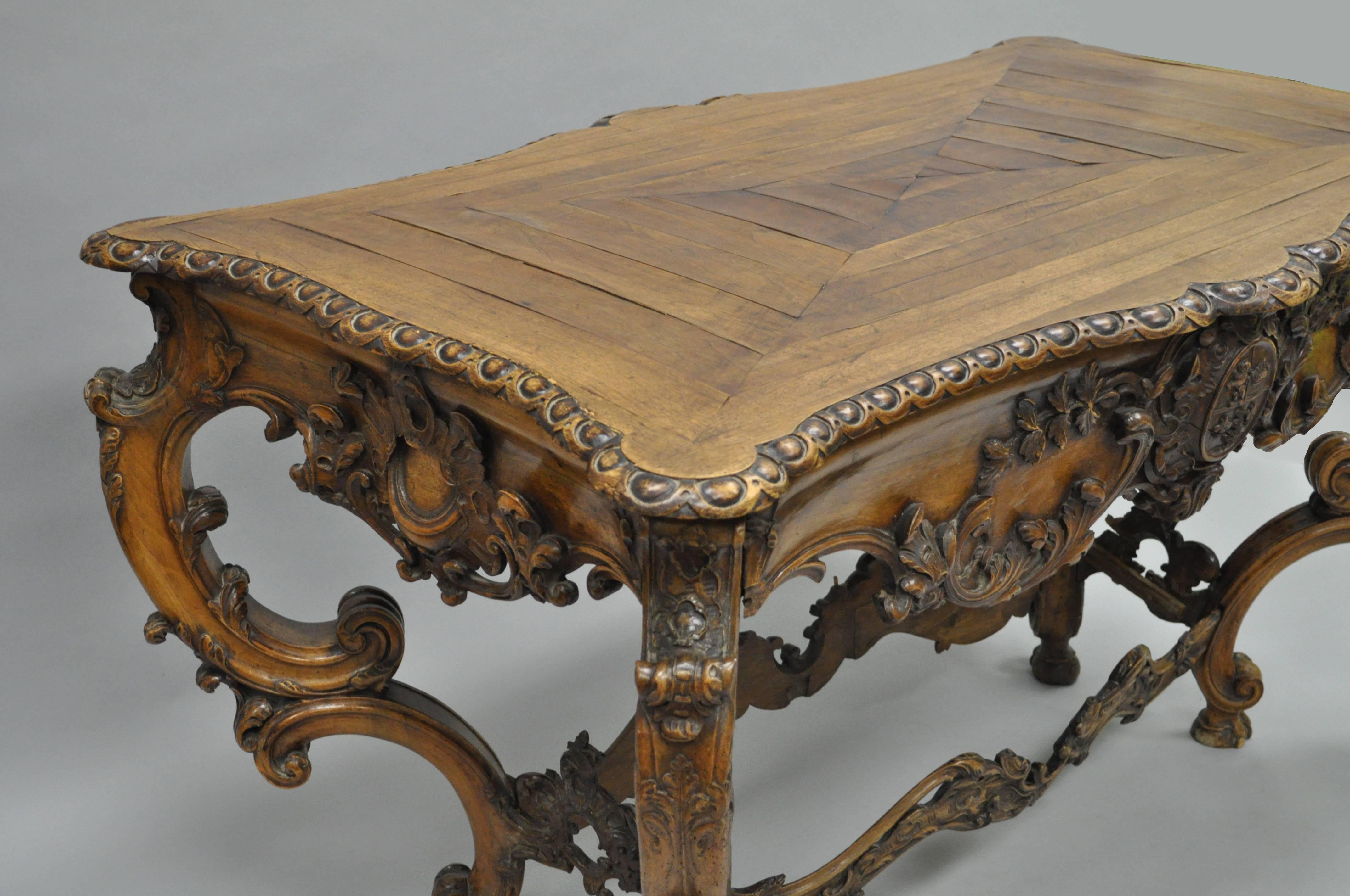 19th C. Italian Baroque Carved Walnut Center Table in the French Louis XV Taste In Good Condition For Sale In Philadelphia, PA