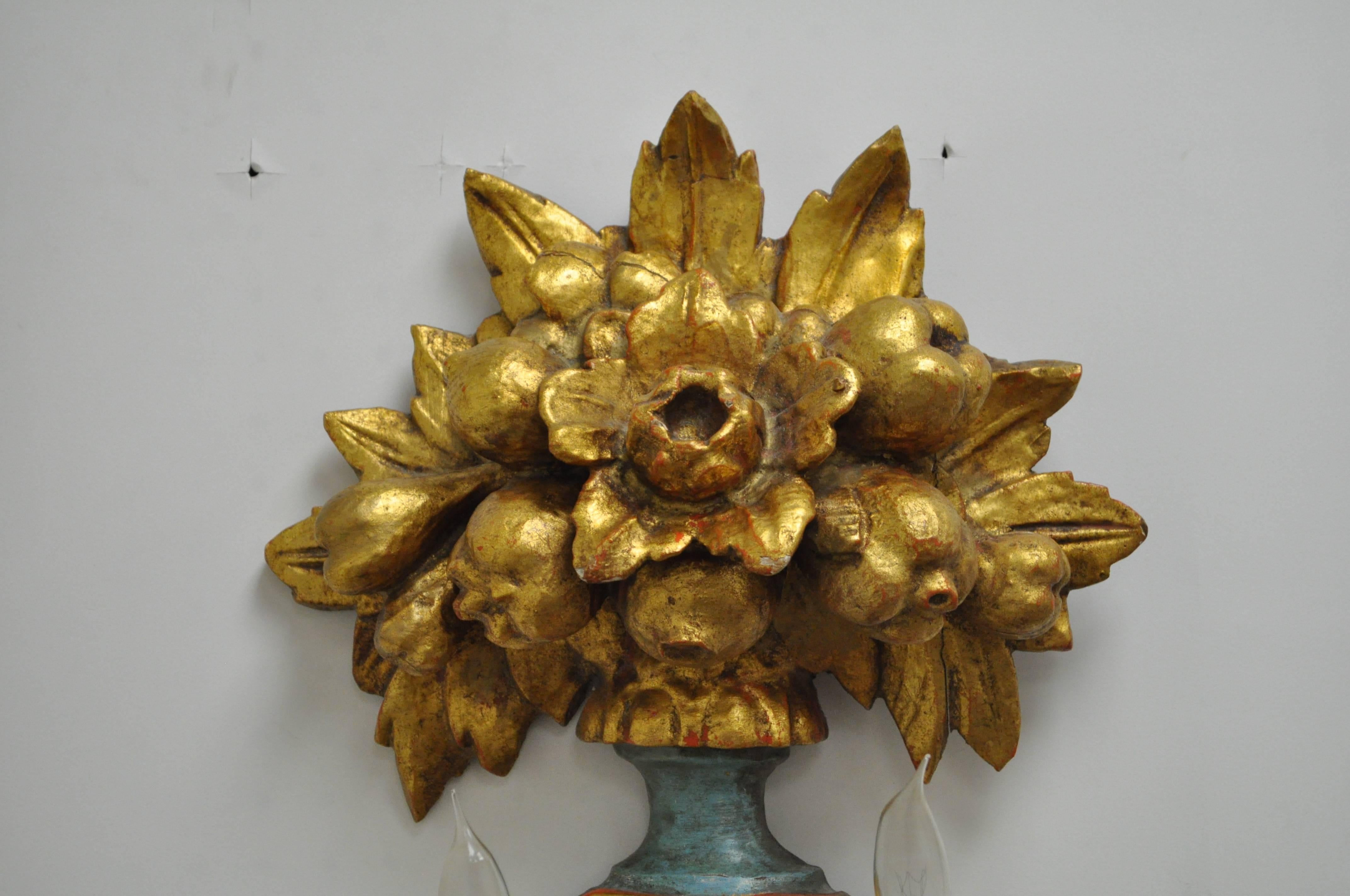 Pair 1950s Flower Carved Giltwood Italian Style Four Light Wall Sconces by Masa In Good Condition In Philadelphia, PA