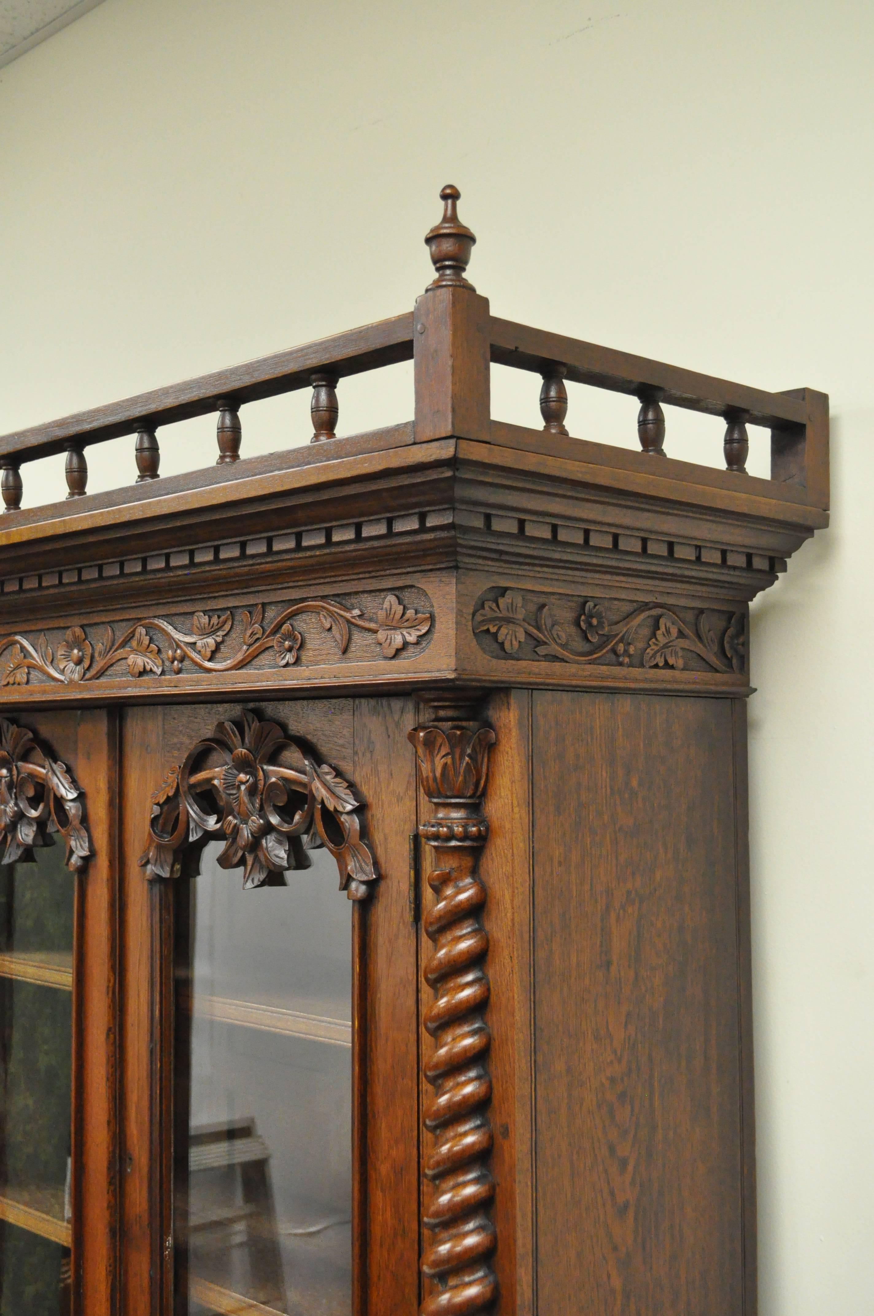 19th Century French Renaissance Walnut Bookcase Sideboard Buffet Hutch Cabinet In Good Condition For Sale In Philadelphia, PA