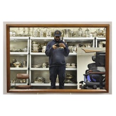 Miroir mural moderne rectangulaire vintage de style « Mid-Century Modern », en noyer sculpté