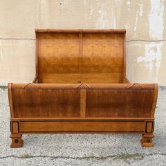 Thomasville Grand Classics Neoclassical Empire Queen Size Maple Wood Sleigh Bed